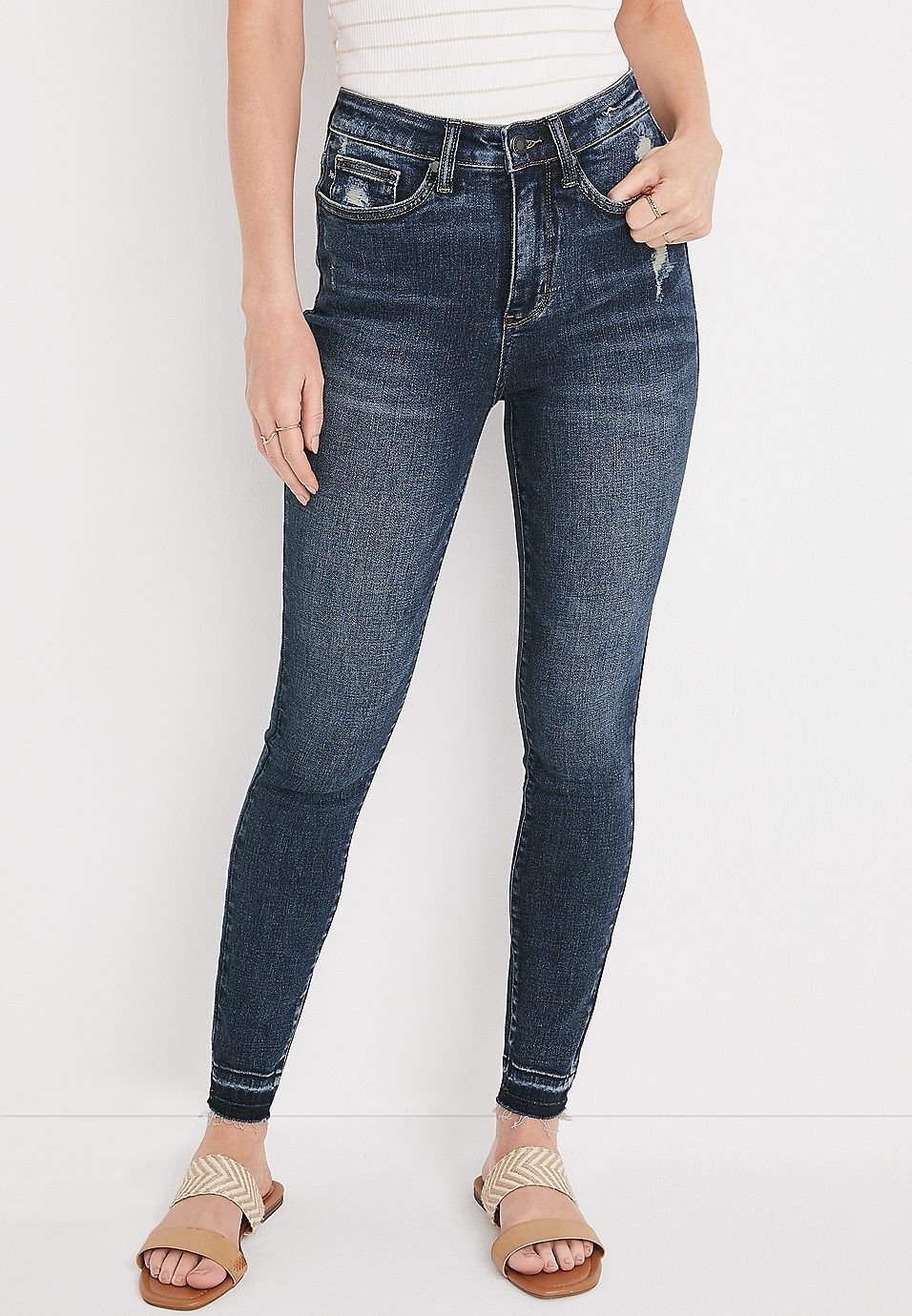 Judy Blue® Skinny Mid Rise Jean | Maurices