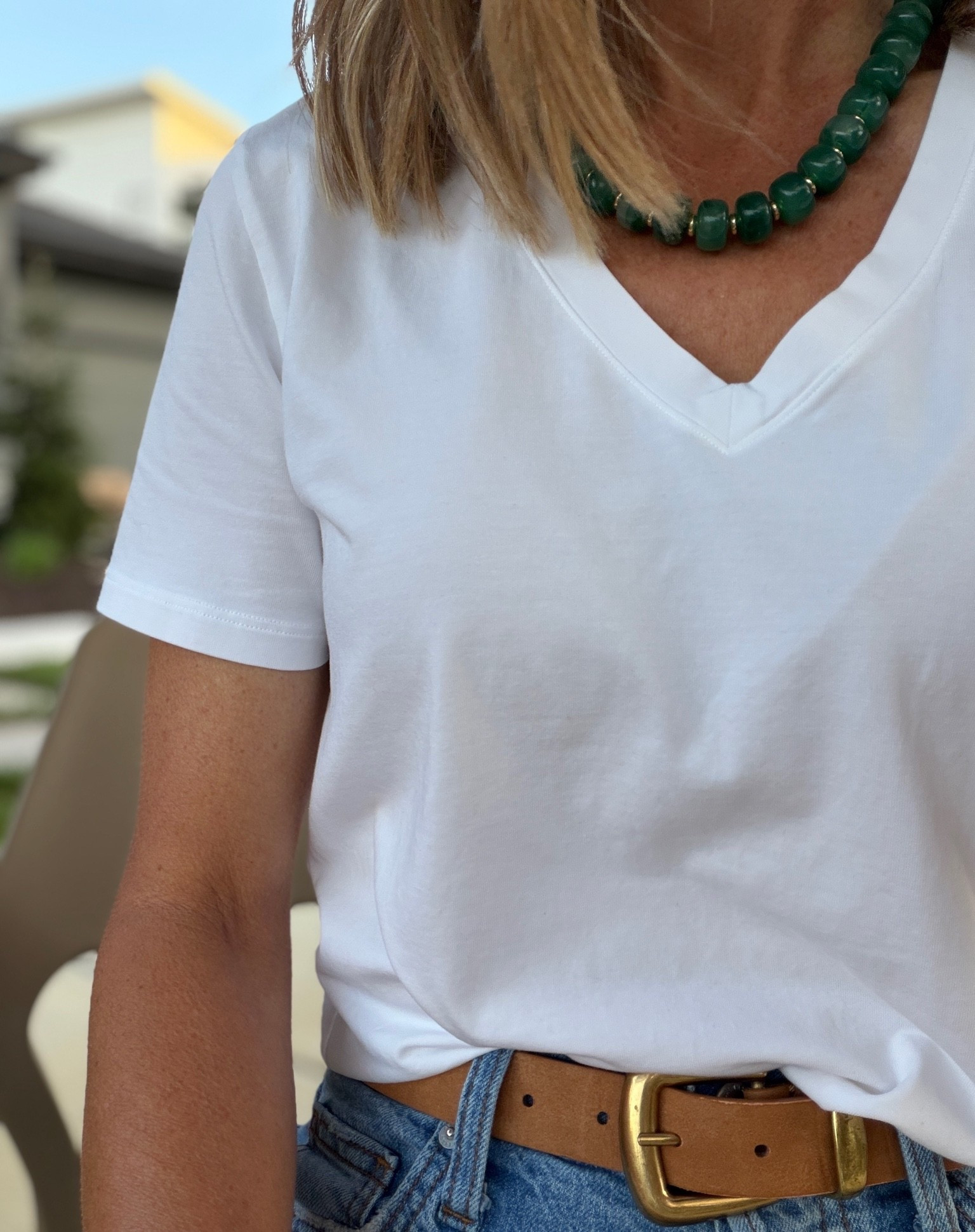 Basic tee but dress it up.

#LTKdayinmylife #LTKmomlife #LTKOver40