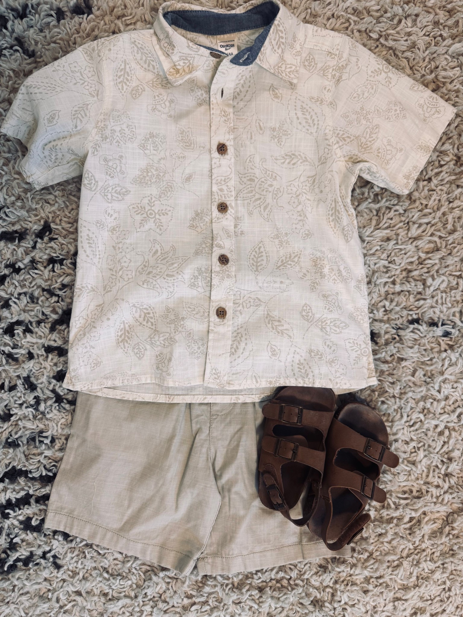 Toddler boys 
Oshkosh matching set 
LTK summer 
LTK kids 

#LTKKids #LTKSummerEdit