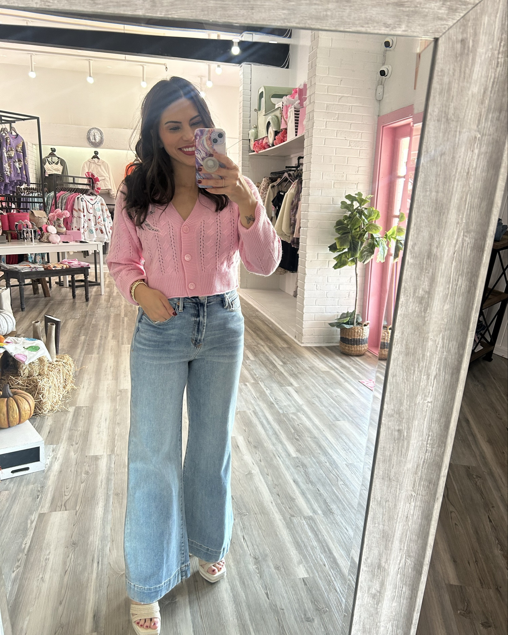 PINK CREEK TRY-ON! 
(Pink sweater is in stores only)

#LTKStyleTip