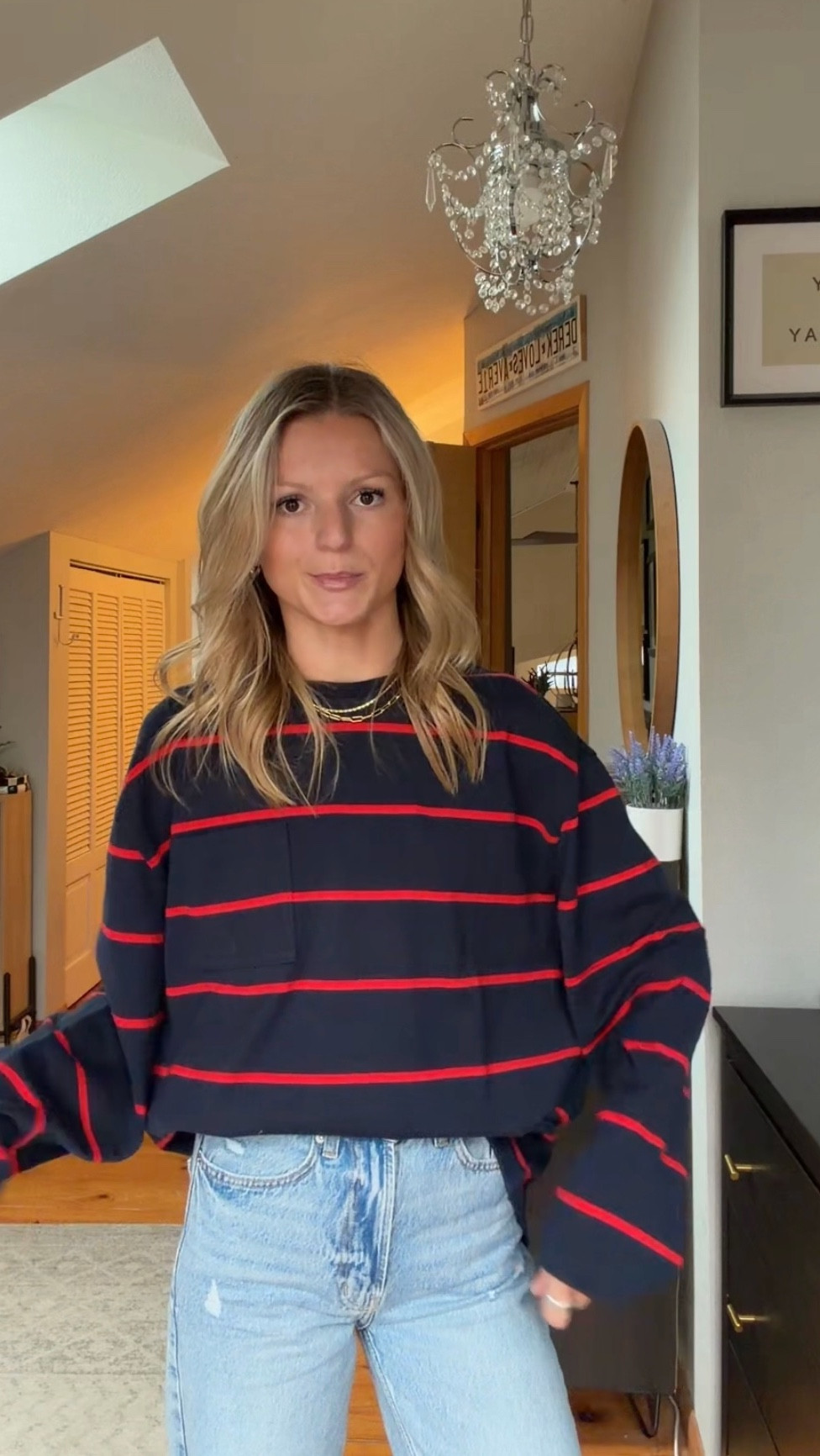 Aritzia striped tees! ✨❤️🍂 medium in navy and pink and small in white!

#LTKFindsUnder50 #LTKSaleAlert #LTKGiftGuide