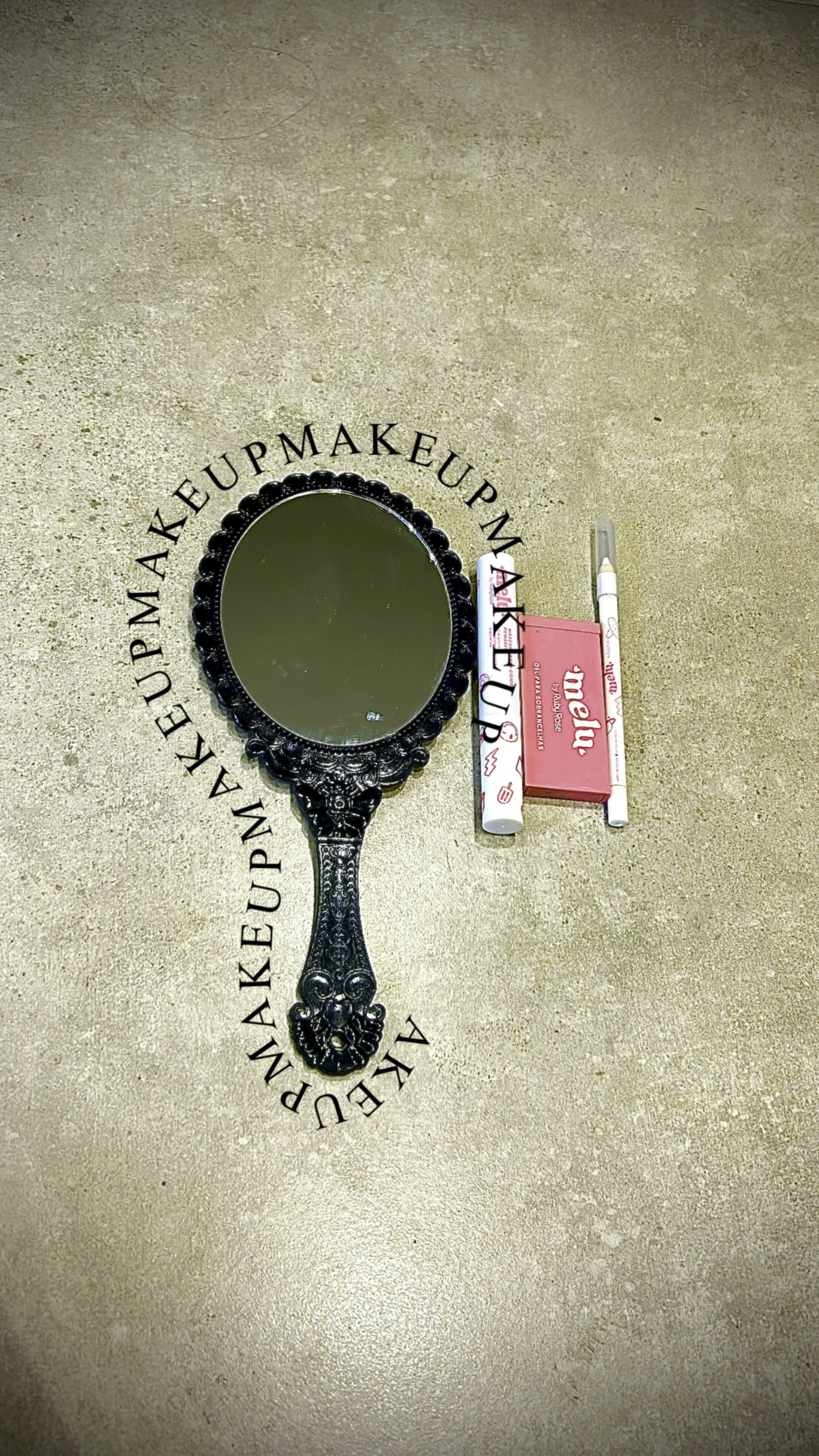 Makeup, testando produtos de maquiagem.
#makeup #maquiagem #hidratante 

#LTKbeauty #LTKbrasil