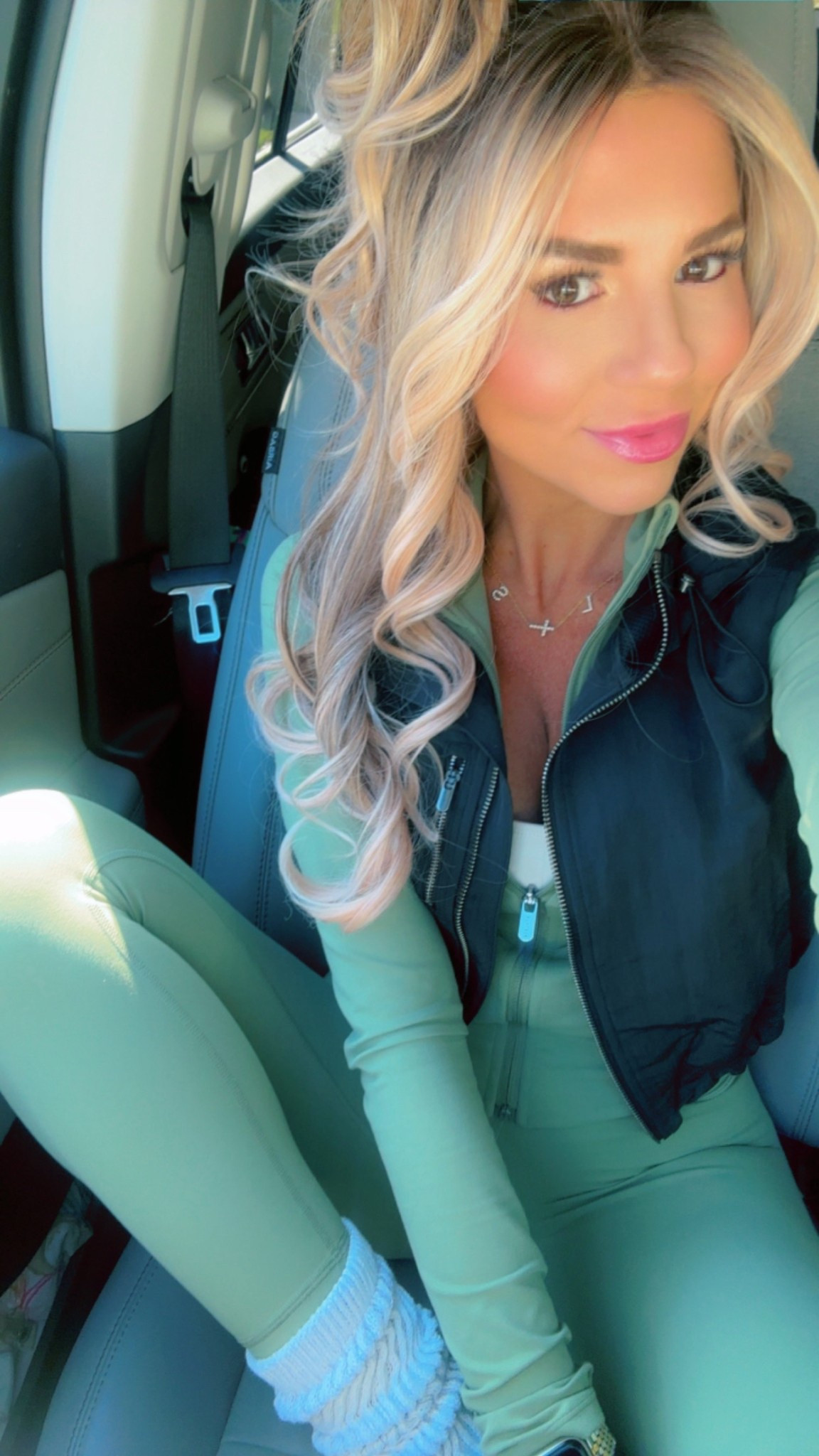 Fall athleisure 😍 #athleticwear#workoutootd#workout#athleta#lululemon#puffervest#vest

#LTKPetite #LTKActive #LTKSeasonal