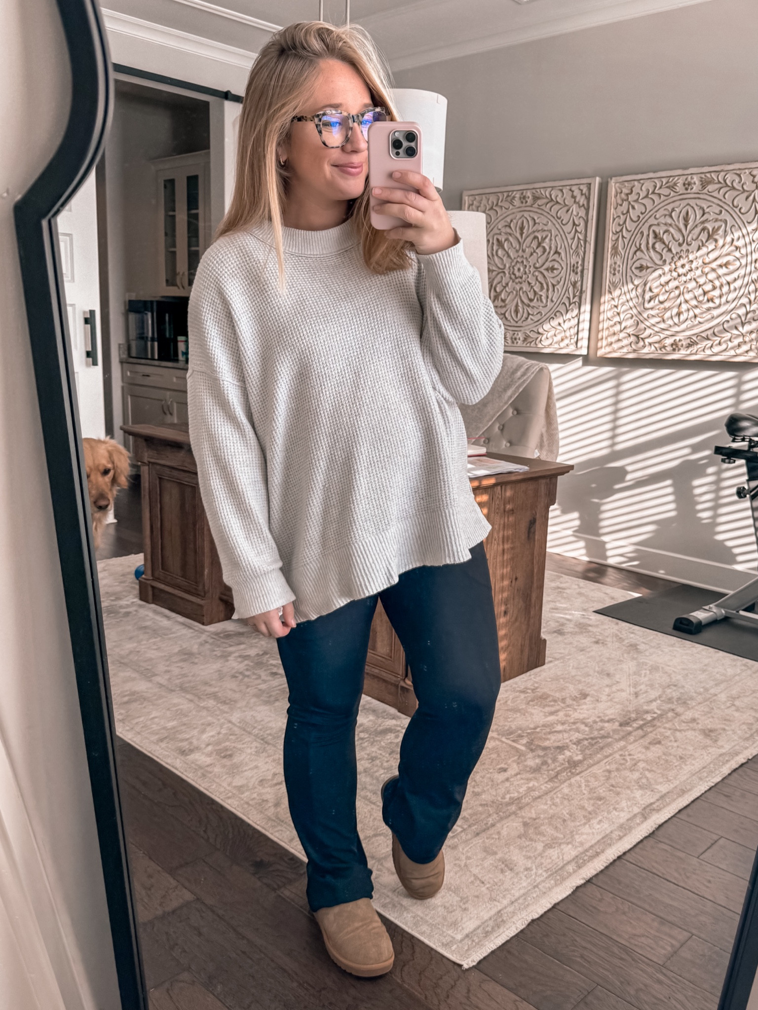 Maternity outfit - Amazon maternity pants - maternity flared leggings - winter casual outfits 

#LTKbaby #LTKbump #LTKsalealert