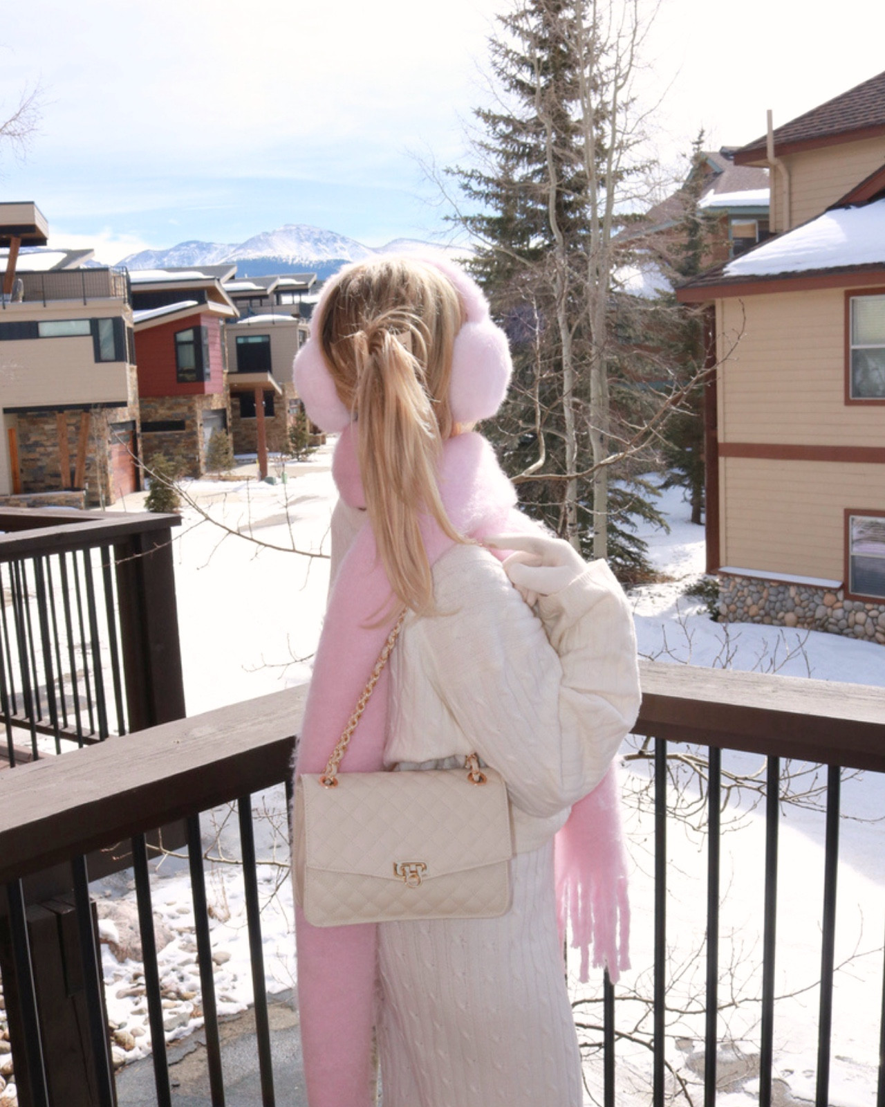 powder pink & mountain air 💕❄️🌲🎀

#LTKTravel #LTKootd #LTKSeasonal