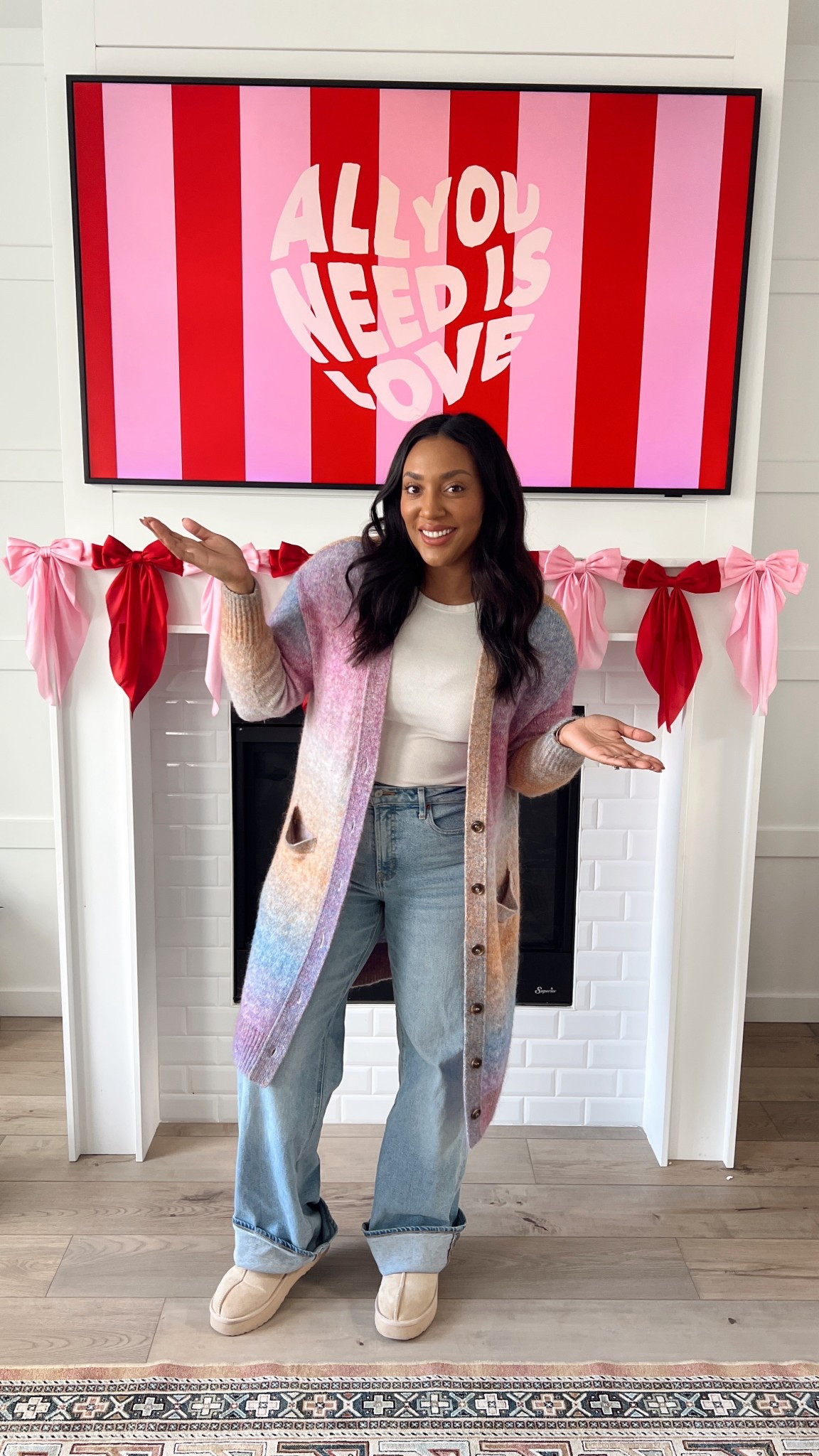 Viral bow garland from last year! Still my favorite decoration! 

#LTKMidsize #LTKValentine #LTKdayinmylife