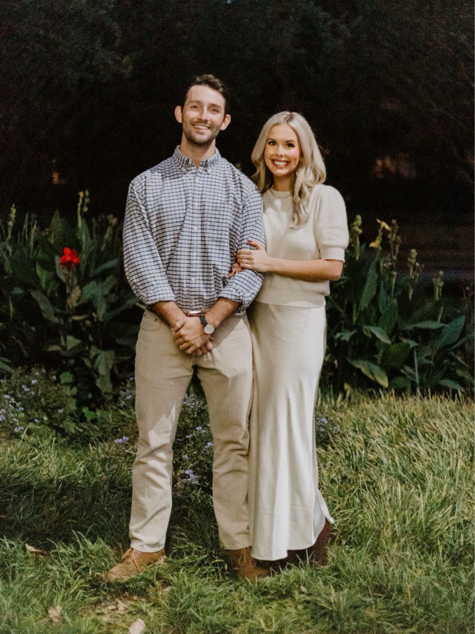 Wearing an XS in both pieces! The top runs a bit big so if you’re in between, I’d size down!

#LTKSeasonal #LTKHoliday #LTKStyleTip