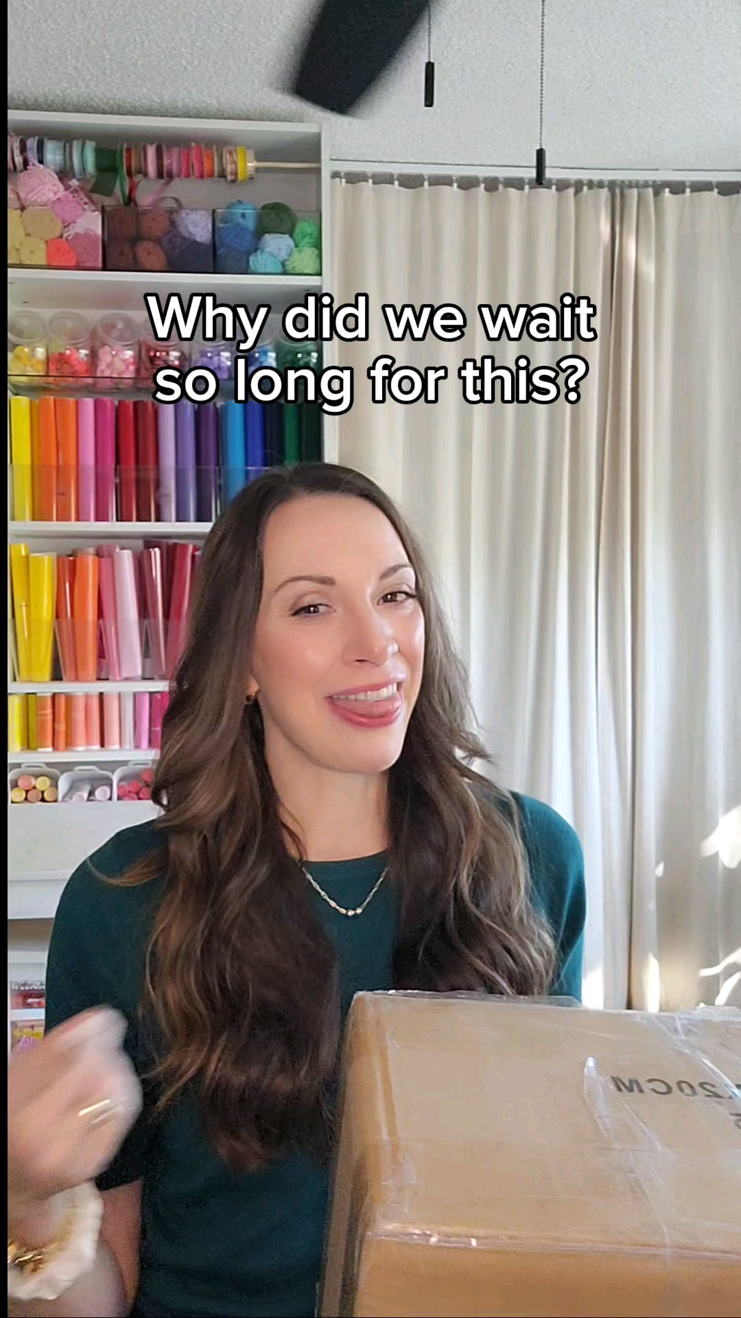 Upgraded our family room windows and I’ll never go back to corded blinds.These motorized Roman shades match our curtains perfectly and make opening the windows so easy — just press a button 🤍Linking everything I used here.#familyroom #windowtreatments #motorizedshades #romanblinds #curtains #homerefresh #homeupgrade #cozyhome #beforeandafter #smarthome #cordlessblinds #neutralhome #homeinspo #homestyle #simpleupgrades #interiorideas #realhomes #momlifehome #homeprojects #homedetails #calmhome #livingroomdecor #homesweethome #modernhome #aestheticliving #homecomfort #homemakeover #easyupgrades #homelinks

#LTKHome