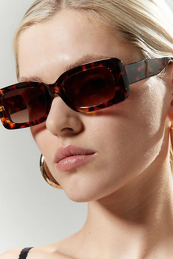 Urban Outfitters UO Essential Rectangle Sunglasses in Tort, Women's at Urban Outfitters | Urban Outfitters (US and RoW)