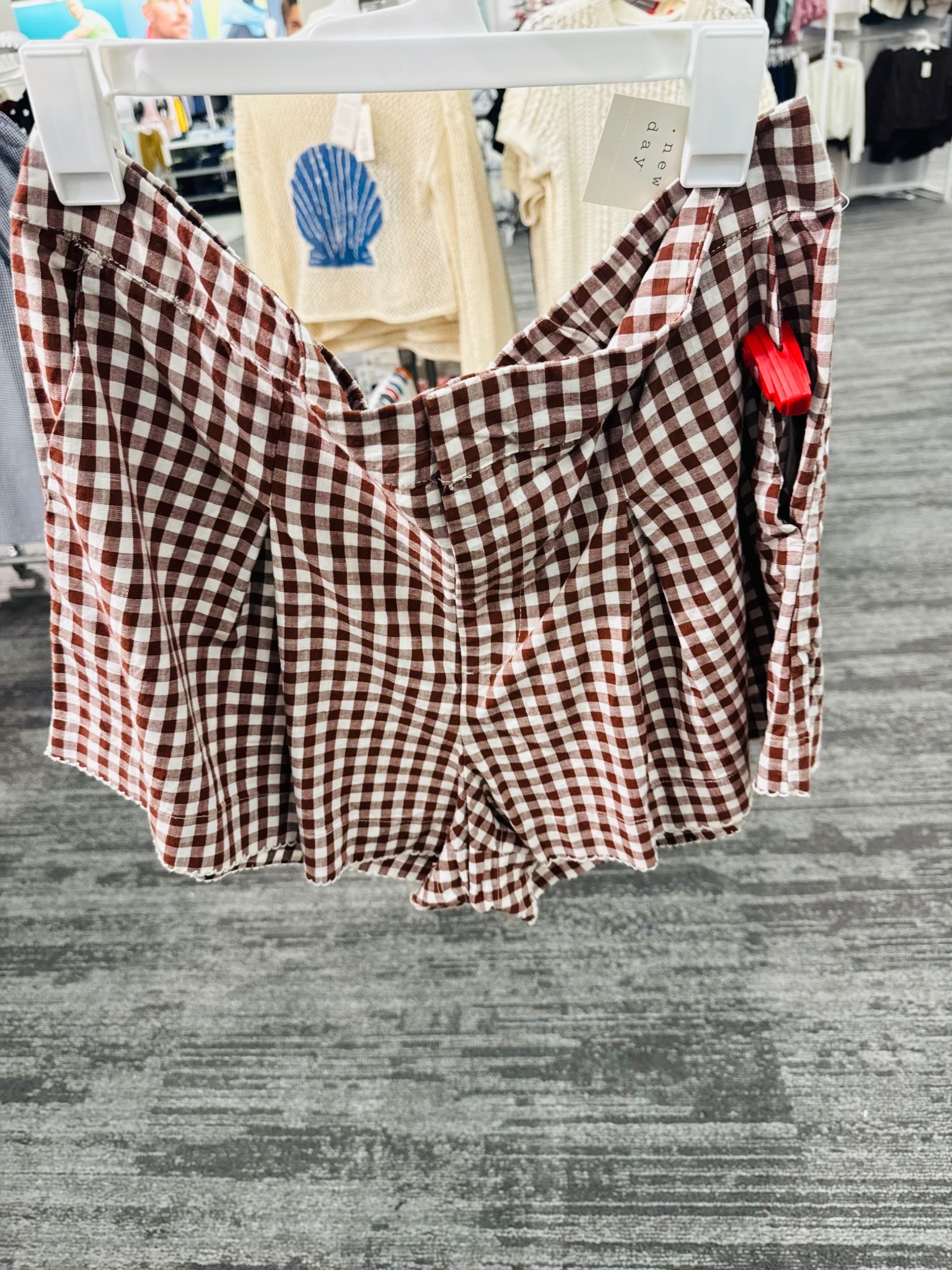 Gingham print is so cute for spring and summer!!😍 Has matching top!🤩






Matching set, gingham set, gingham outfit 


#LTKMothersDay #LTKMidsize #LTKPlusSize