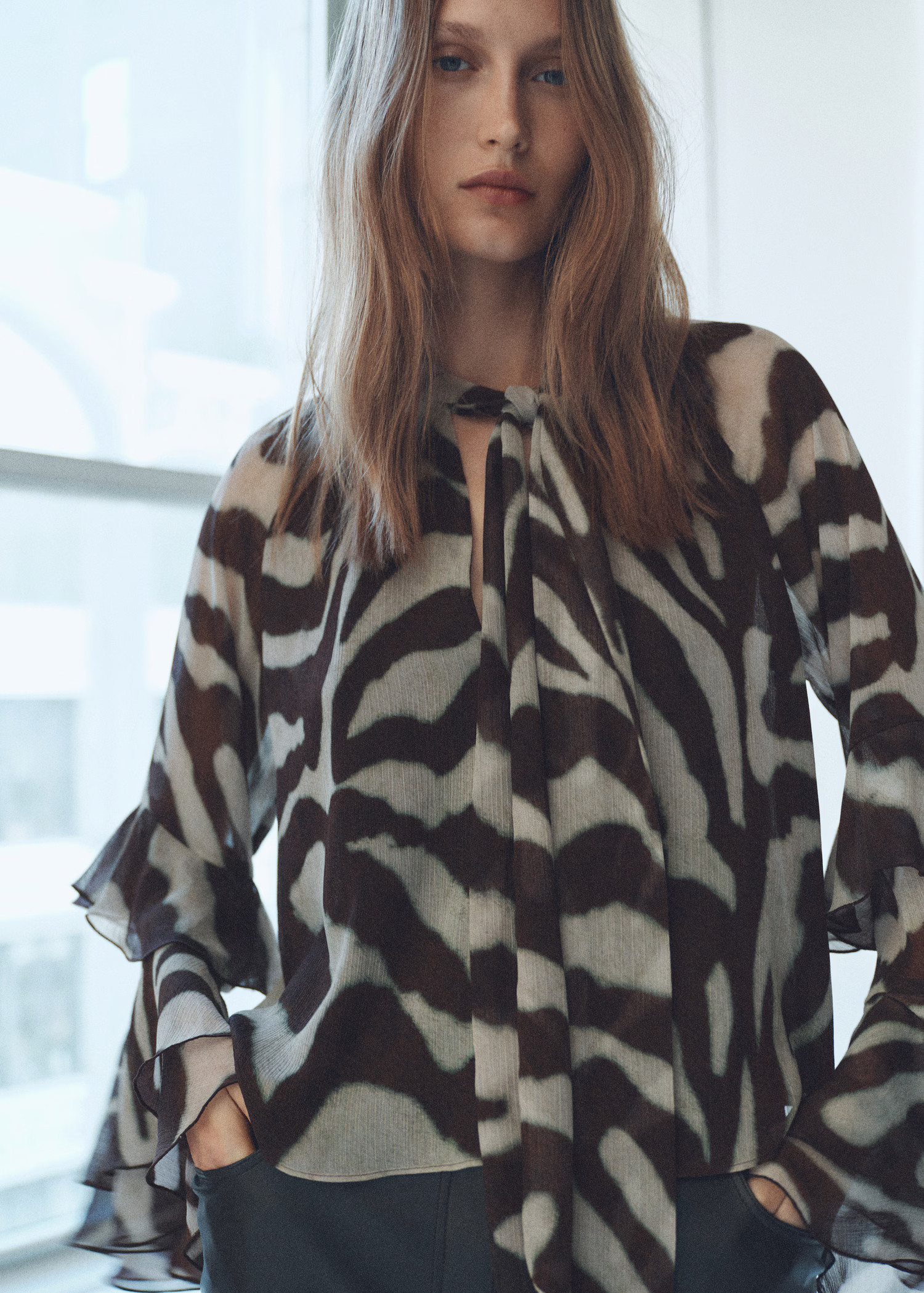 Printed blouse with flared sleeves - Women | MANGO USA | Mango (US/MX/AU)