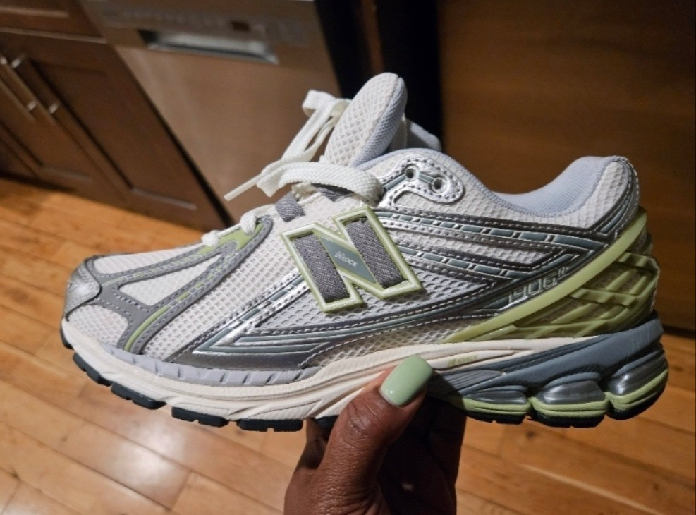 New balance sale starting at $40! 🔥

#LTKActive #LTKFindsUnder100 #LTKShoeCrush