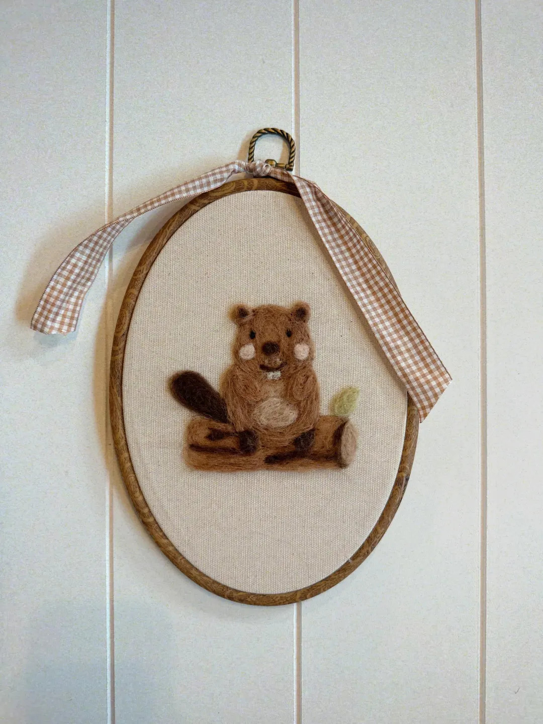 Beaver Needle Felt Wall Art – Handmade Felted Woodland Animal Embroidery Hoop, Rustic Nursery &... | Etsy (US)