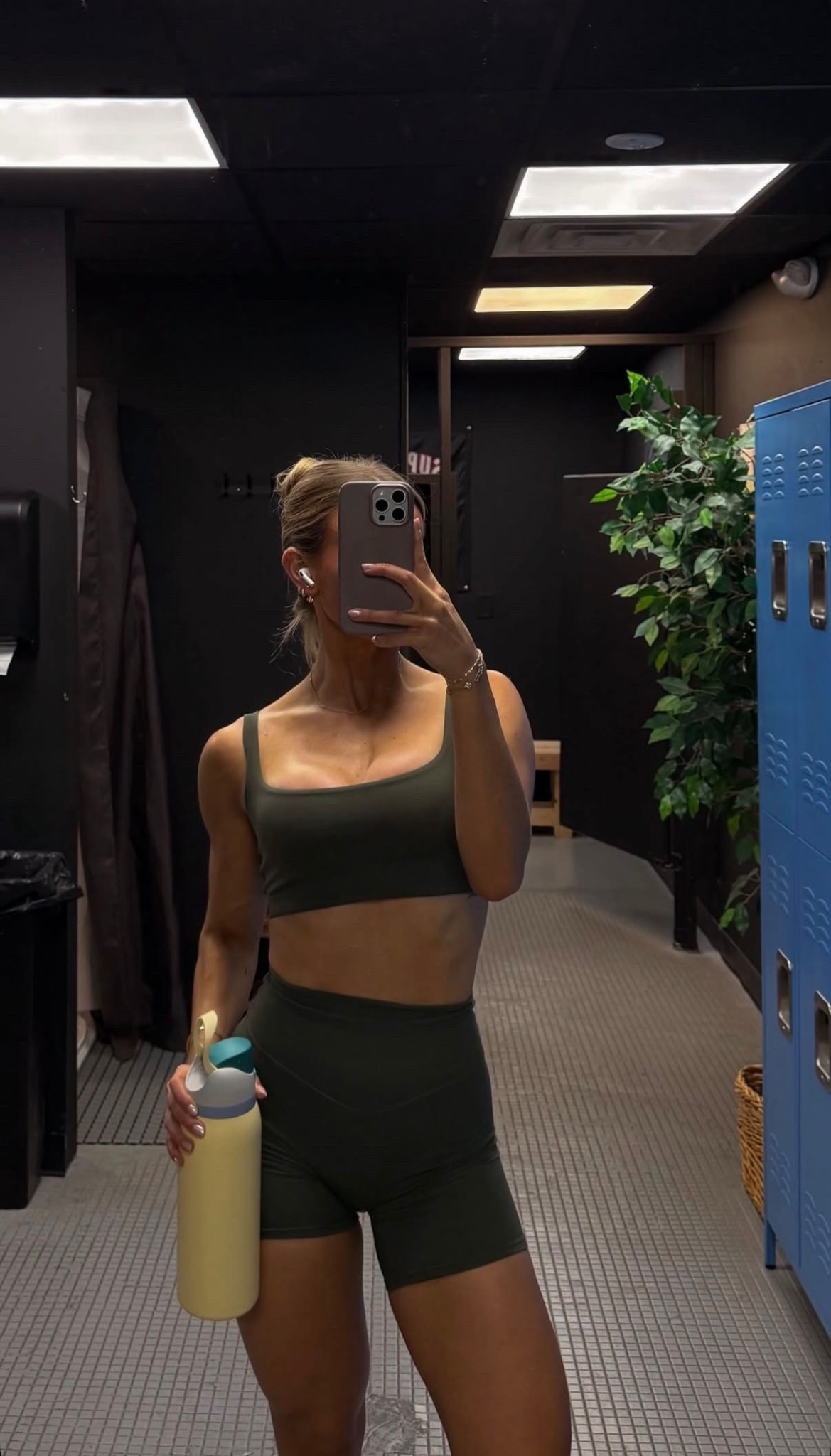 Vitality set
Owala

#LTKfitnessgoals #LTKootd