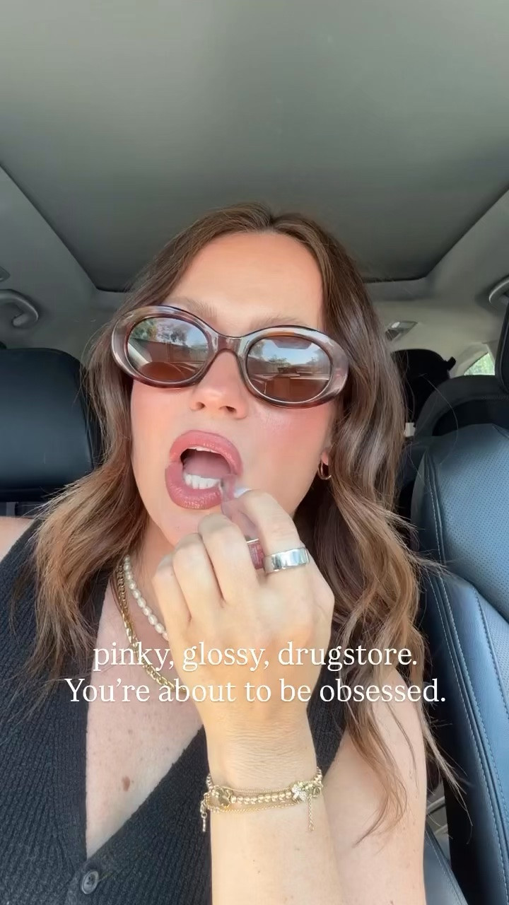 The perfect summer pinky lip 

Lipliner: lineleader
Glossy lipstick : rose latte 

#drugstoremakeup #makeupfavorites #pinklip #drugstoremakeup

#LTKgrwm #LTKselfcare #LTKBeauty