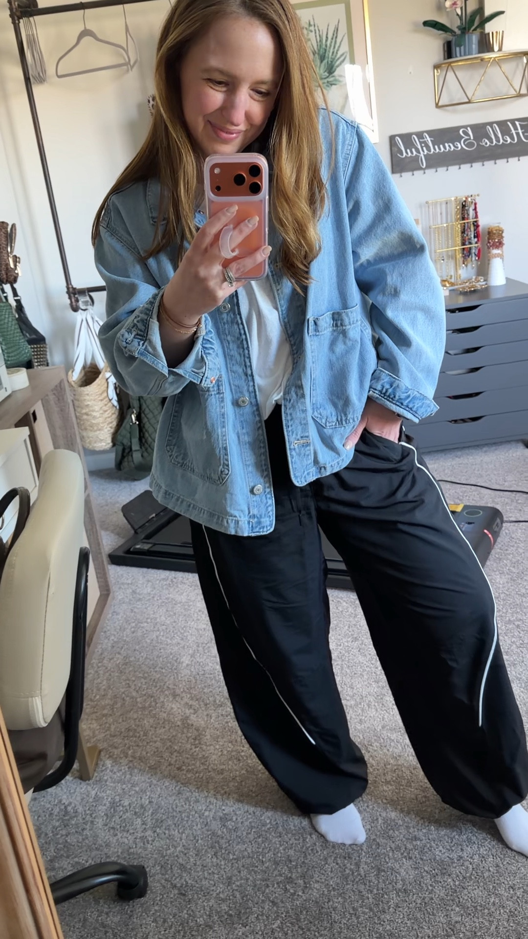 Grabbed these joggers at @lululemon in Orlando and they’re still available in size 8 and 10!  Very comfortable to wear on a travel day.

Im wearing a size 8 and since they cinch at the bottom they do not need to be shortened.

#LTKootd #LTKSaleAlert #LTKOver40