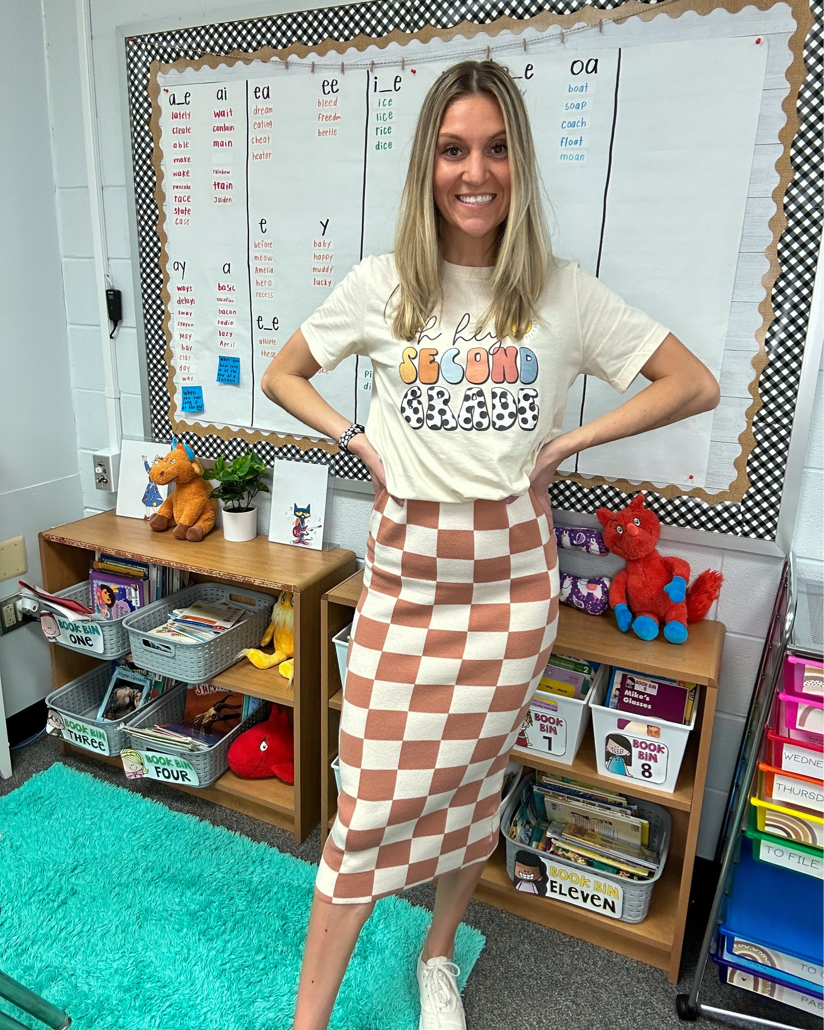 Teacher outfit / spring outfit / summer dress

Skirt is actually a dress & fits tts! I’m wearing a size small- it has thick material!

Shirt fits tts! I’m wearing a size medium

#LTKFind #LTKU #LTKSeasonal