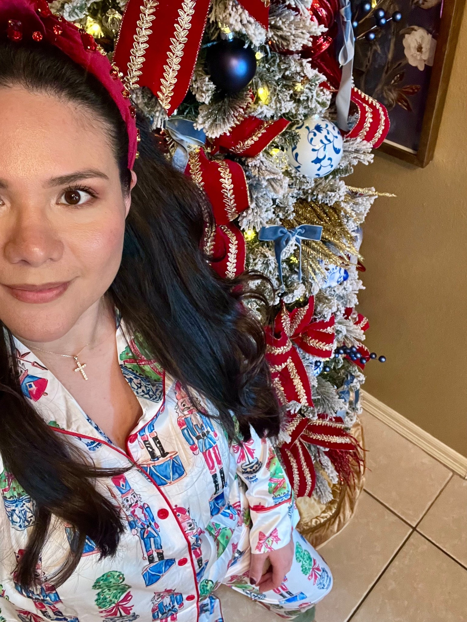 Nutcracker topiary chinoiserie Christmas pajamas TTS
Amazon
Pjs 
Long sleeve 
Pants
Satin
White
Blue
Red
Holiday gift idea

#LTKHoliday #LTKFindsUnder50 #LTKGiftGuide