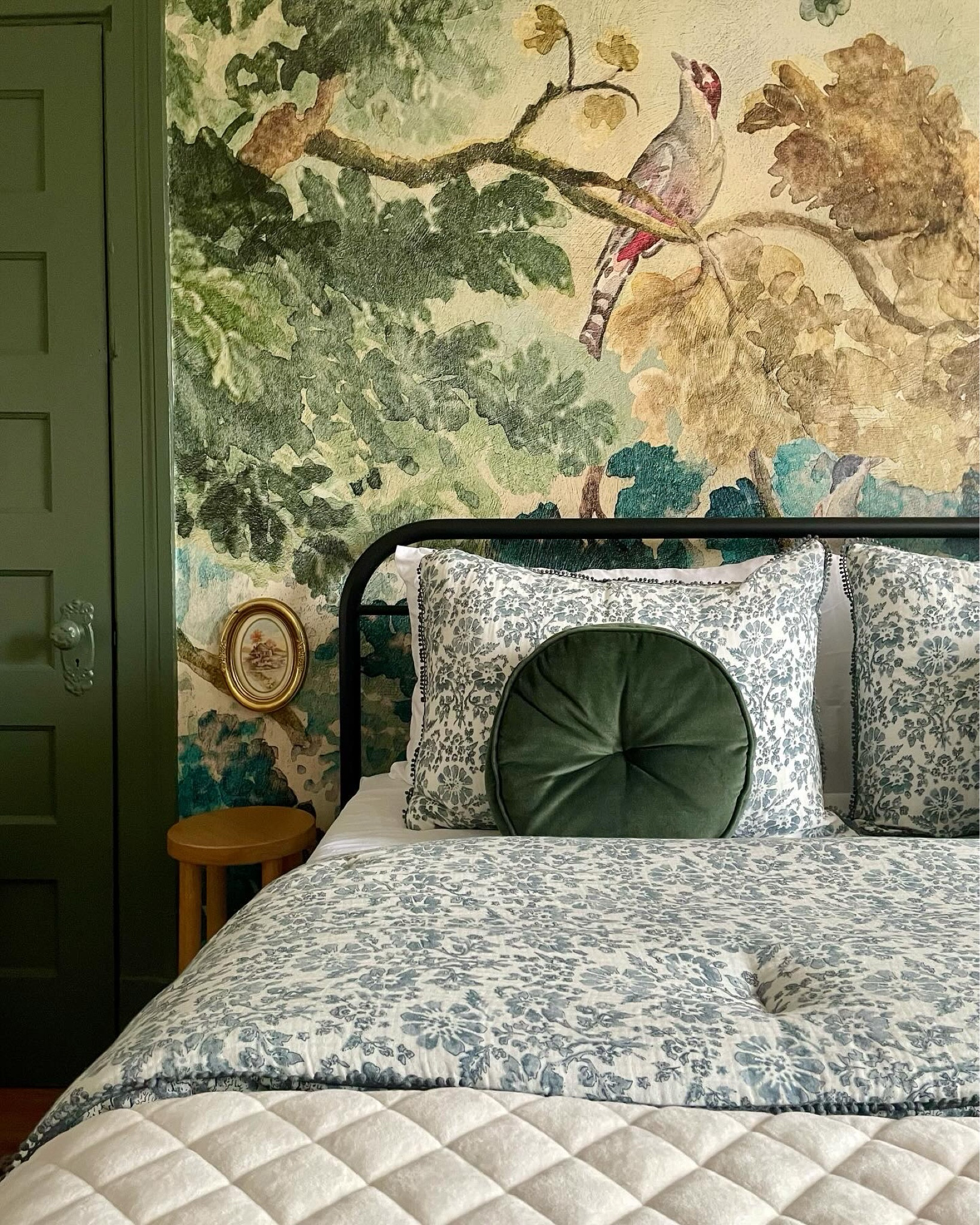 A wall mural is such a great way to enhance your space and add visual interest. This Judarn Mural adds so much character and whimsy to our small apartment. But most importantly, it’s makes our Airbnb listing pop in comparison to the competition! 

#LTKhome #LTKstyletip