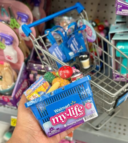 The cutest little Walmart cart and shopping cart💙 these are 18” dolls.