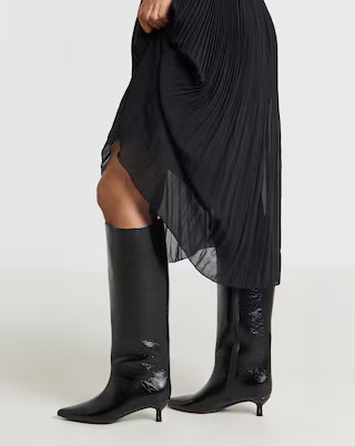 Simone Kitten Heel Straight Leg Boots - Wide Fit (E) & Curvy Calf | Simply Be | Simply Be (UK)