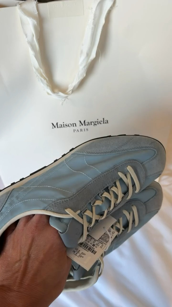 Okay I was just at Margiela to get these new nylon trainers w the blue but they were sold out (got another paid instead 🫣) but THESE are like spot on and saw them at Zara after for a fraction of the price wtf, had to have (SO comfy)

#LTKgrwm #LTKootd #LTKMens
