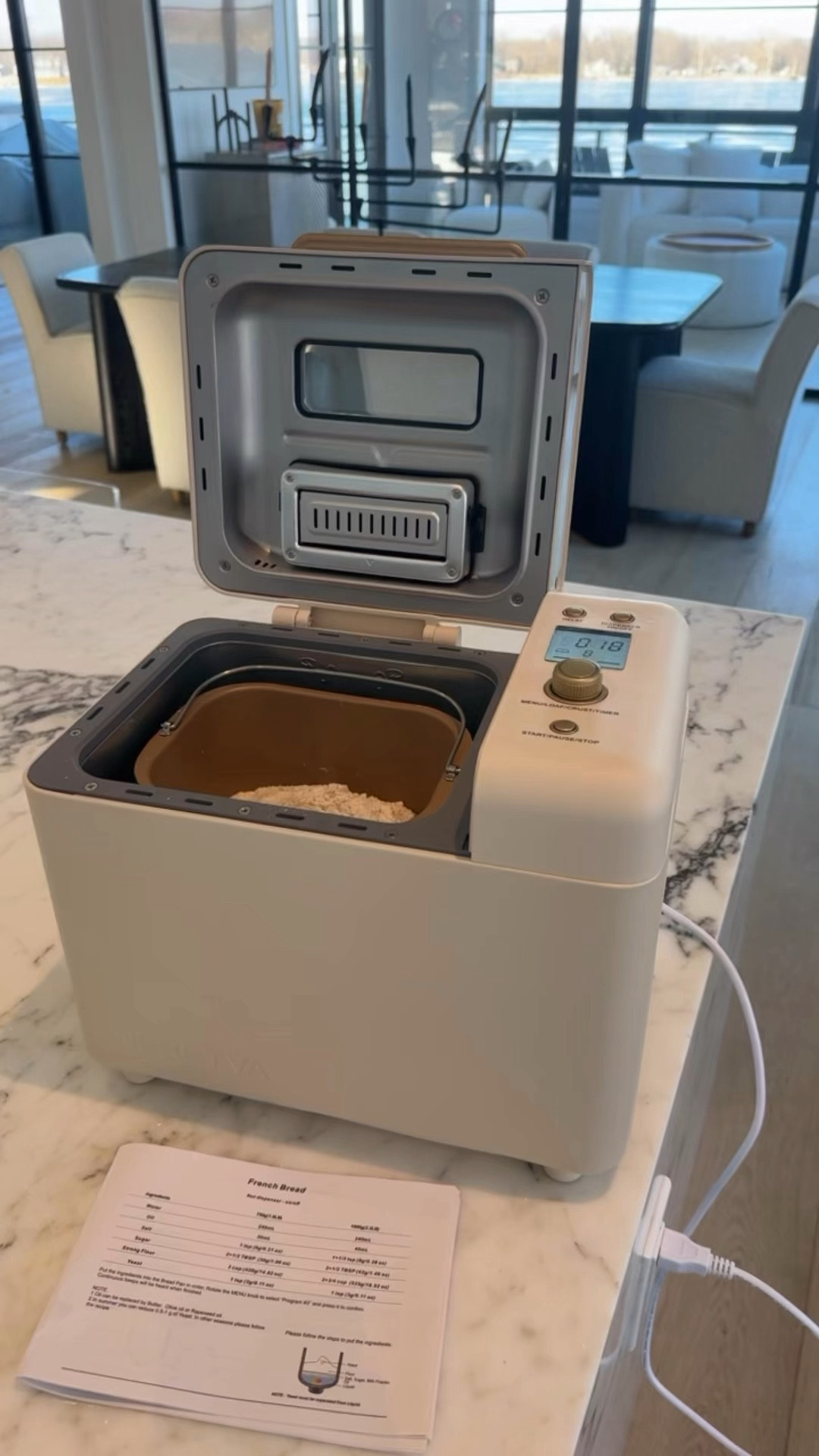 The bread maker from @amazon that you and your family need in your life! #ad #foundationamazon 