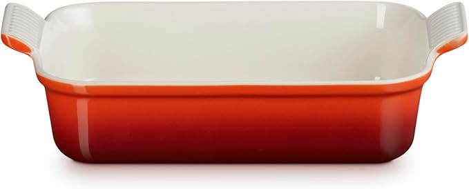 Le Creuset Stoneware Heritage Rectangular Dish, 2.5 qt. (10.5" x 7"), Cerise | Amazon (US)