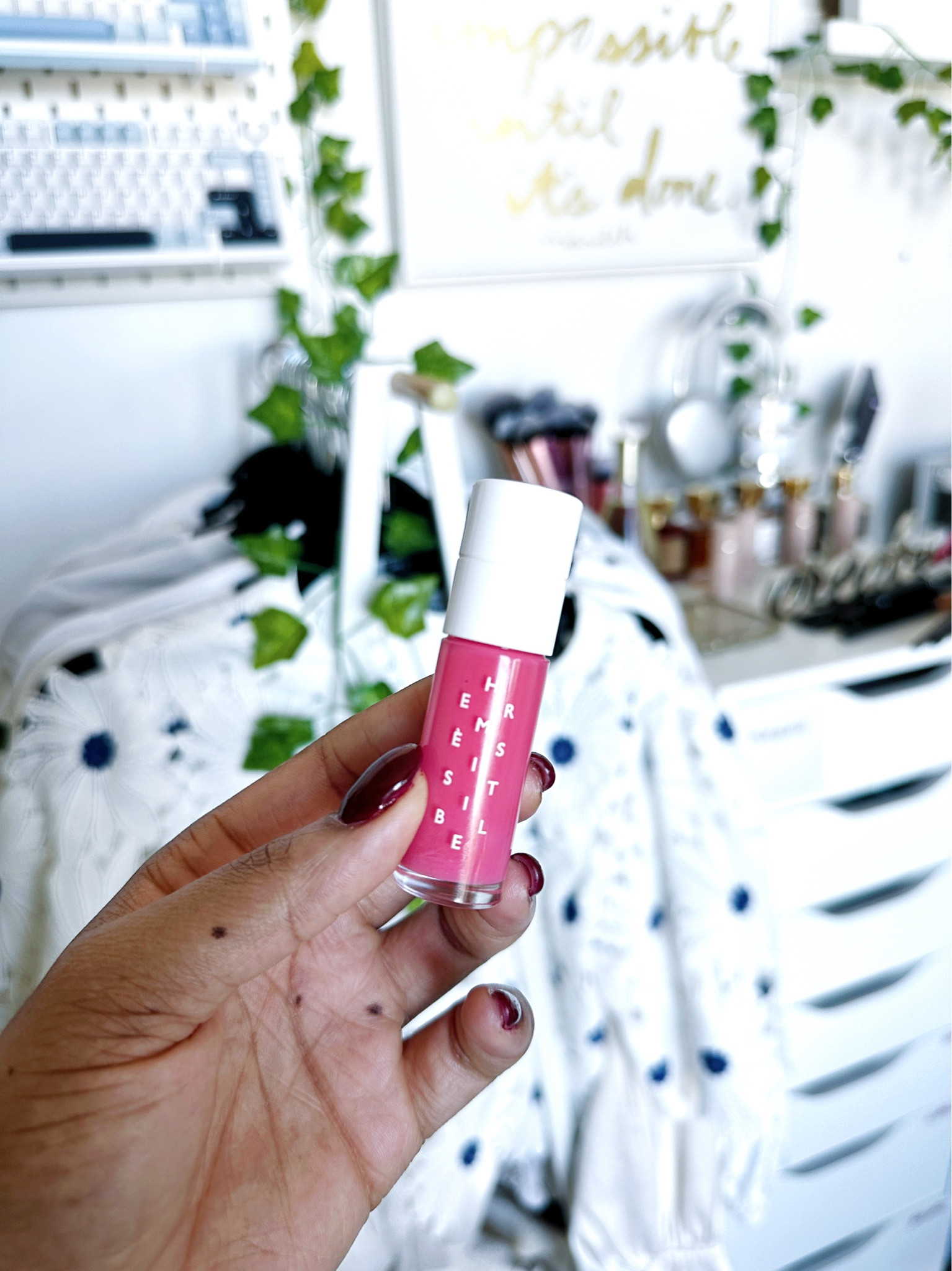 Can’t get over these Hermes lip oils 🥰 #hermes #lipoil

#LTKBeauty #LTKvlog