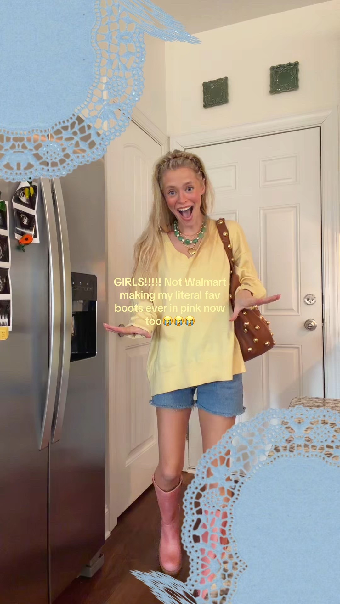 The cutest and comfiest boots! I’ve had the honey color since September and I literally am so impressed with how they still look brand new!? And the pinkkkkkkkkk!? They fit TTS! 