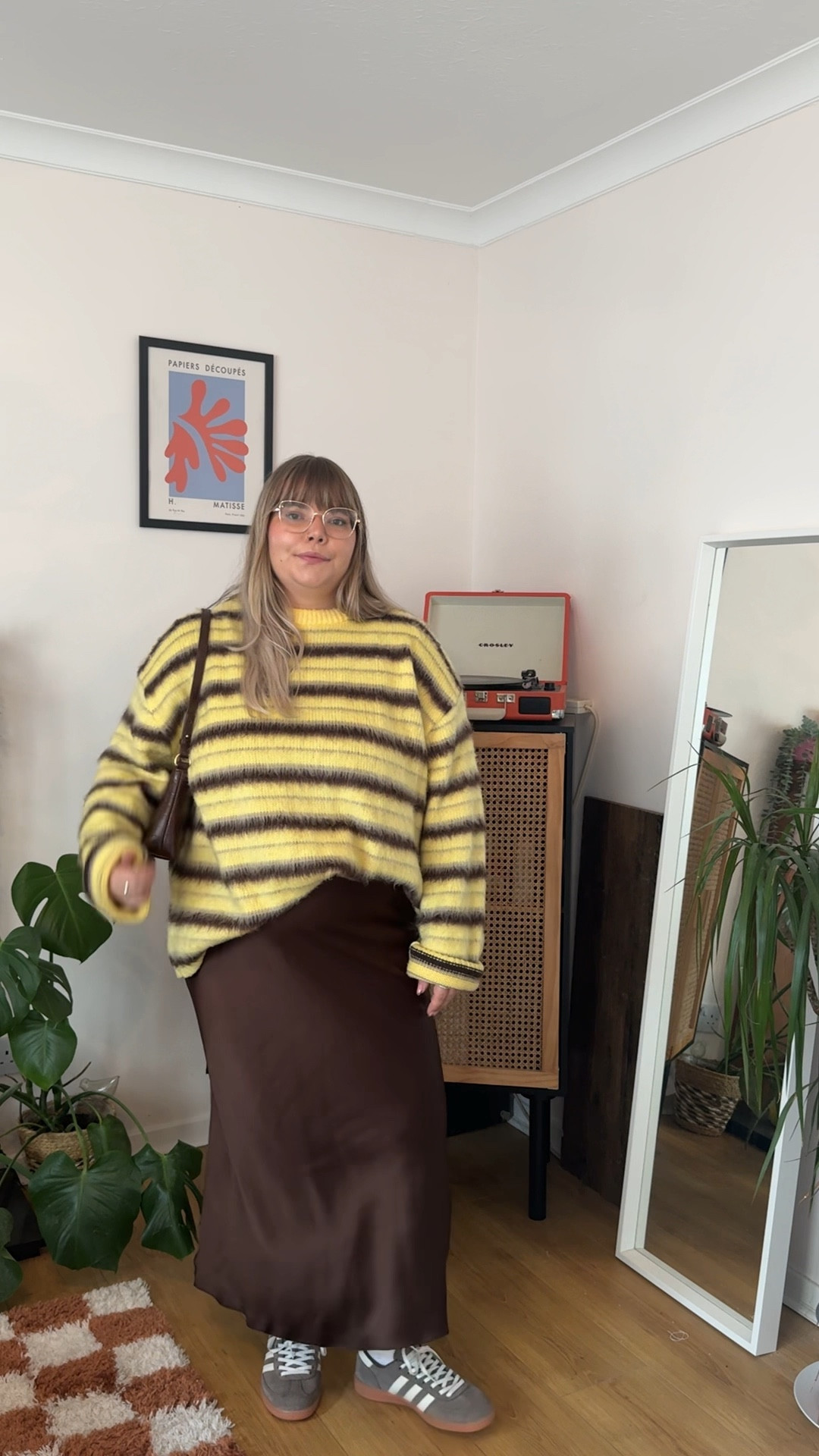 My new fave colour combo for autumn 🤎⭐️ 


Autumn fashion, ootd inspo, knitwear season, satin skirt, midsize outfit

#LTKmidsize #LTKSeasonal #LTKeurope