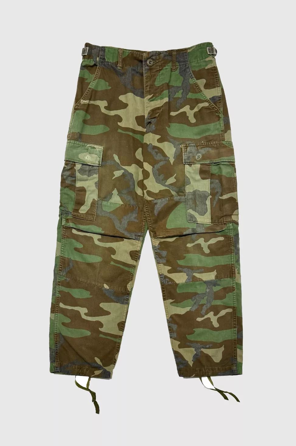 Vintage 1990’s Woodland Camo Cargo Pants | Urban Outfitters (US and RoW)