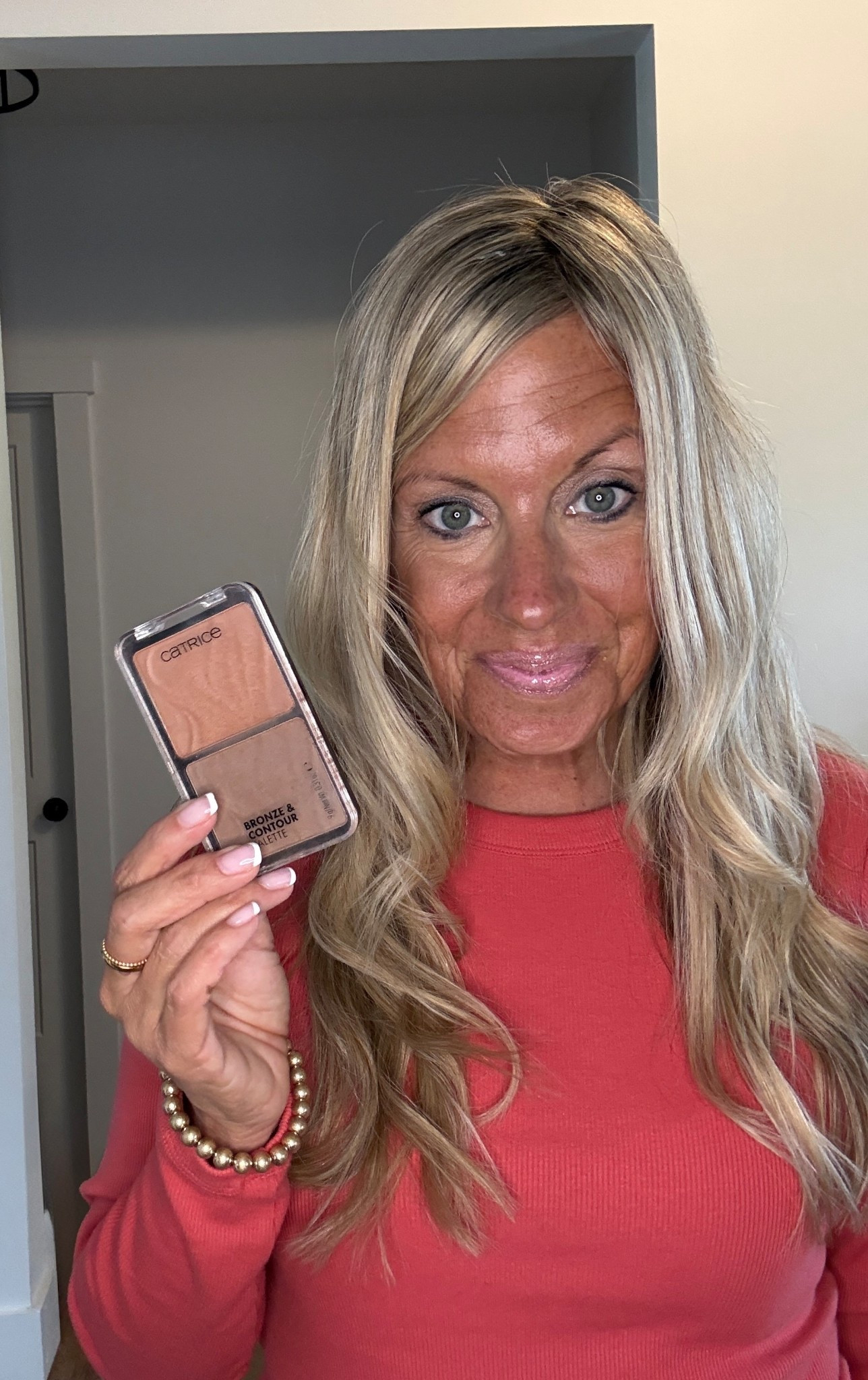 My favorite bronzer duo 
☀️kissed glow
☀️butter like bronzer
☀️under $10
☀️duo color palette 
@catricecosmetics

#LTKBeauty #LTKOver40 #LTKgrwm