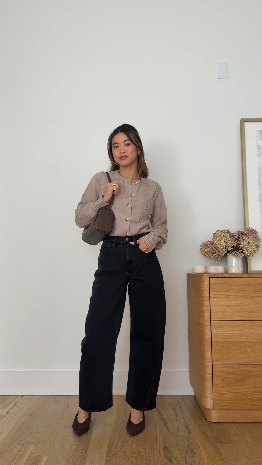 Are you looking for petite friendly barrel pants? These @abercrombie jeans come in short sizes!
Use my Abercrombie stackable discount code AFCHLOE for an additional 15% off. Be sure to shop the Abercrombie denim sale 25-50% off all jeans & 20% off almost everything else now until Aug 10th!

Sizing info:
-Abercrombie High Rise Barrel Jean
(Size 24 Short in Black) 
-Abercrombie Textural Stitch Shrunken Cardigan (Size XS in Sand)

Petite style, petite fashion, mom outfit, mom style, petite pants, petite outfit ideas, petite outfits, best pants for petite, petite denim, spring style, spring outfits, vacation outfits, summer outfits, fall jeans, fall pants, fall cardigan, autumn top, petite fall outfits, abercrombie jeans, fall sale, Abercrombie sale, sale,

Denim Promo: *Offer valid online only August 5, 2026 to August 10, 2026 in US/CA. Excludes clearance. Online price reflects discount.
Extra 20% Off: *Offer valid in stores and online August 5, 2026 to August 10, 2026 in US/CA. Exclusions apply as indicated. Online price reflects discount.
Promo Code: *Use code AFCHLOE to get an additional 15% off almost everything in stores and online at checkout from August 5, 2026 to August 10, 2026 in US/CA. Exclusions apply. See details online.

#LTKootd #LTKSeasonal #LTKSaleAlert