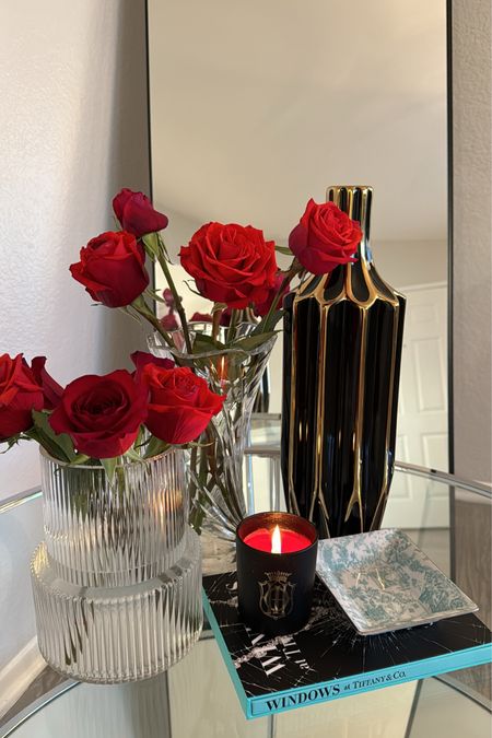 Coffee table decor 🖤
Vases 
Amazon vases
Crystal vase
Art deco vase
Tiffany & Co book 
Tiffany & Co tray
Sisley Paris candle
Home decor 


#LTKfindsunder50 #LTKGiftGuide #LTKhome