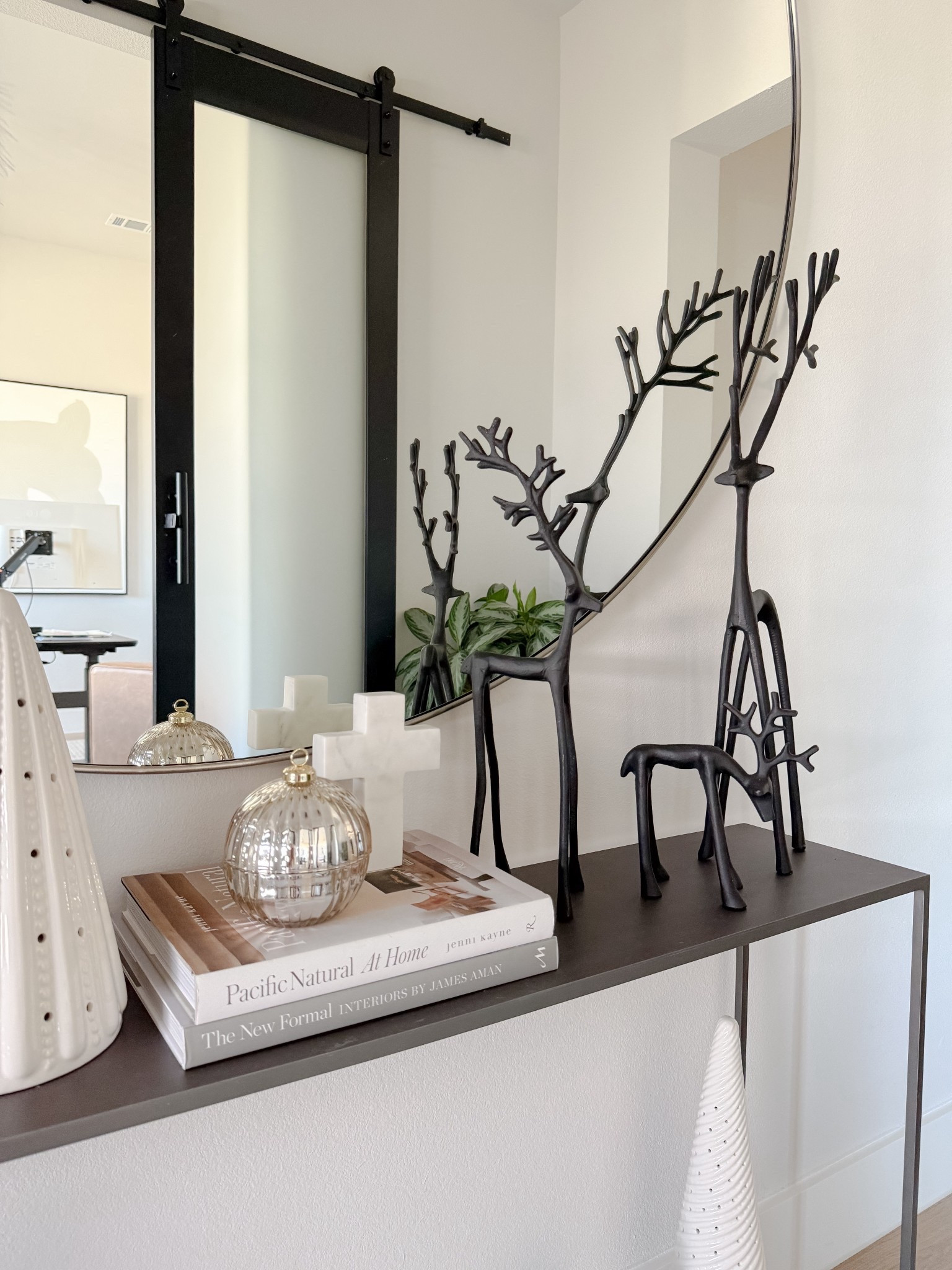 entryway decor 🤍🤎 

#LTKHoliday #LTKSeasonal #LTKHome