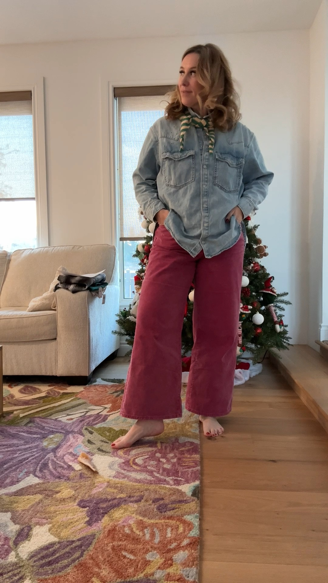 Teacher outfit of the day !  What I wore as a substitute teacher today .  Love these jeans . Midsize teacher outfit .  Jenas size 12 and top XL . 

#LTKwinter #LTKmidsize #LTKcanada
