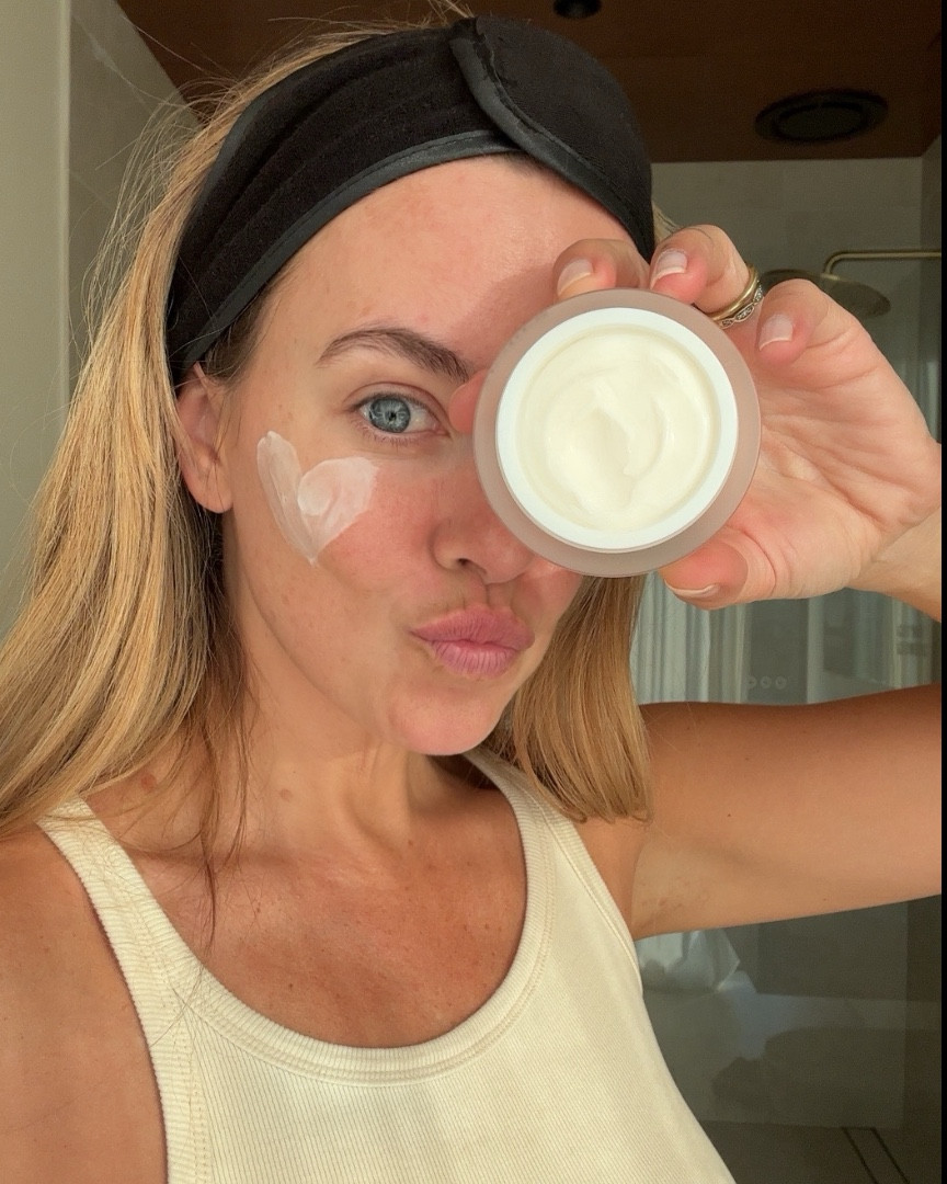 New go to skin care 🤌🏽🤌🏽🤌🏽

#LTKaustralia #LTKwinter #LTKbeauty