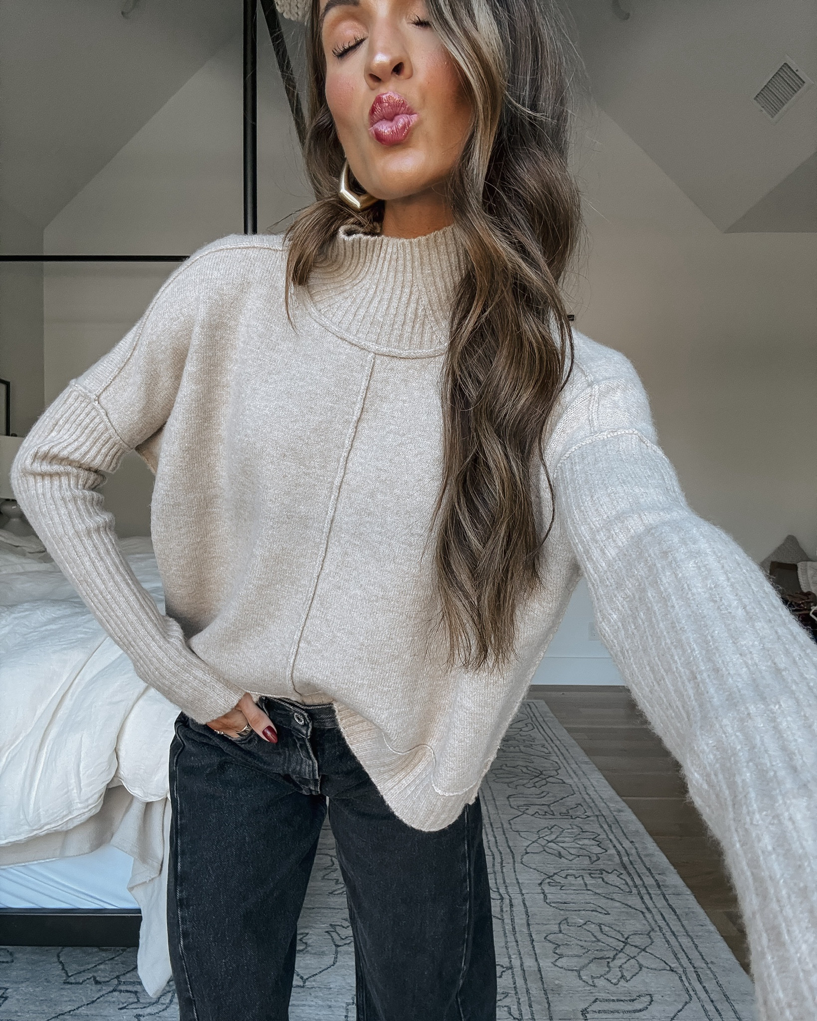 quite literally the perfect total sweater 🤍 use my code LAUREN30 to get 30% off rn at @anthropologie
🍂 #anthropartner