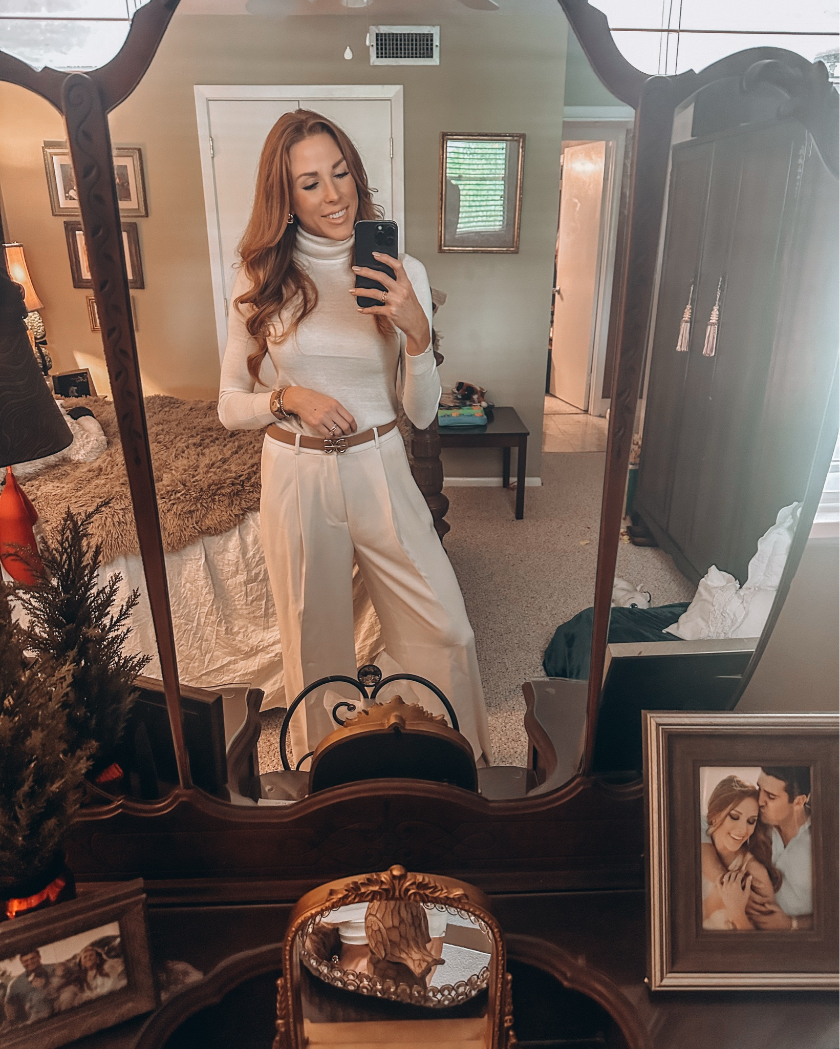 Recently had a Lauren Ralph Lauren binge haul and I’m loving the old money looks.. 

These pants are perfect for an outing or the office! Turtleneck adds a completed look. I love pairing with gold jewelry and a nude belt. 



#LTKStyleTip #LTKHoliday #LTKSeasonal