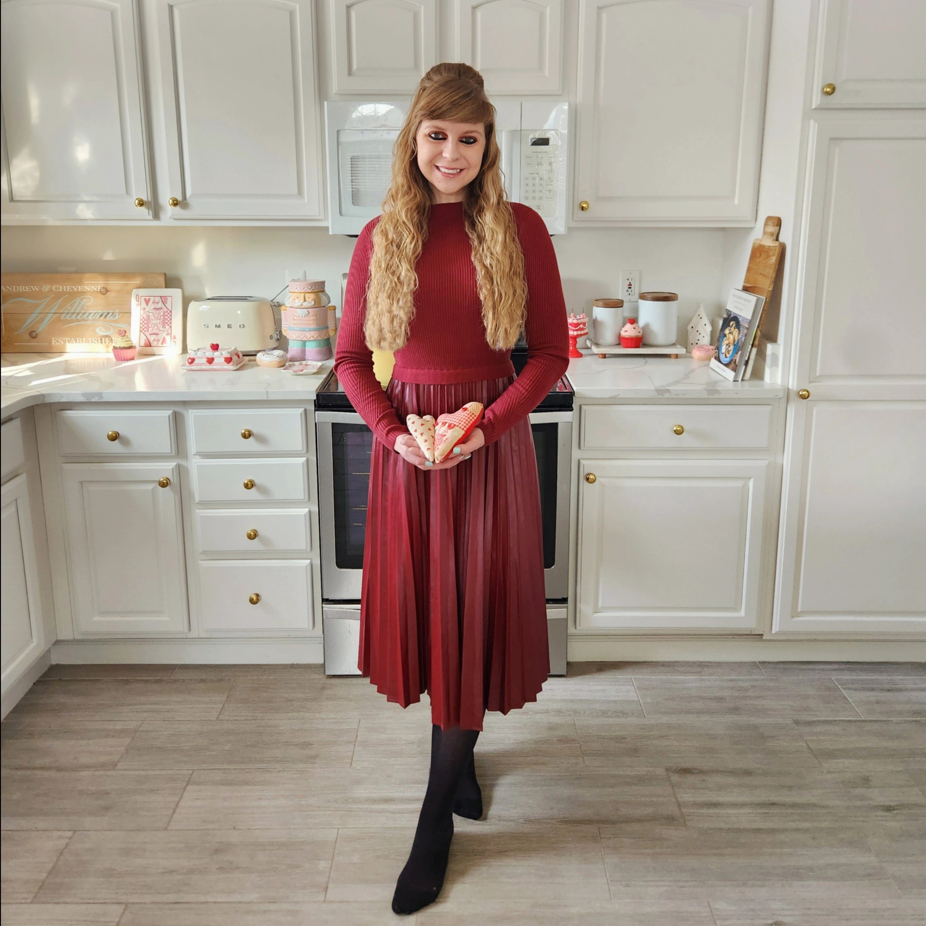 Sharing My Valentine's Day Home Décor🧁💗🥰Happy Valentine's Day💋#CheyMuter #HomeDecor #ValentinesDay #ValentinesDayDecor #ValentinesDecor

