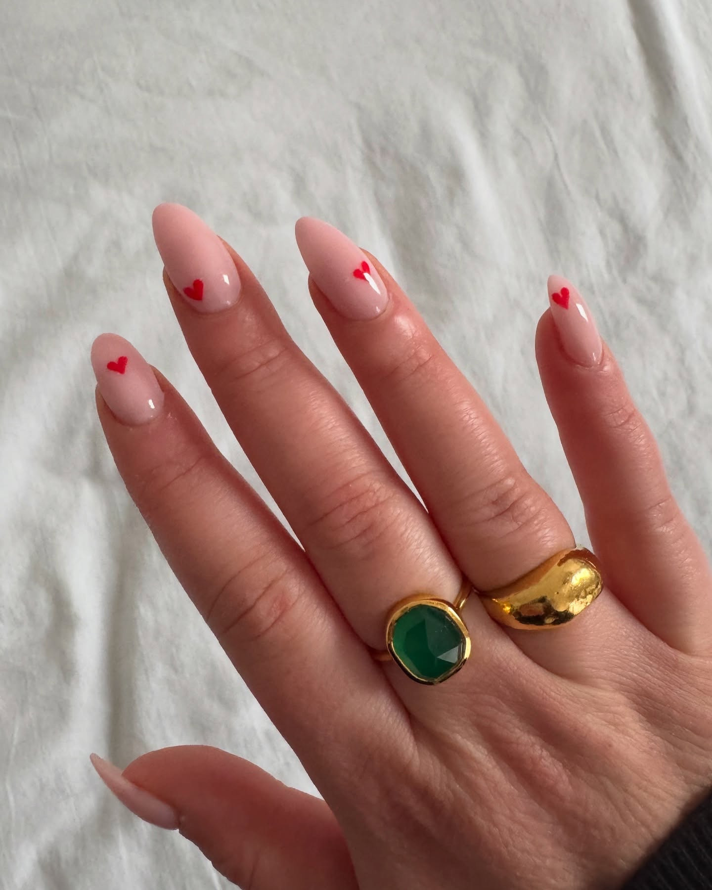 what’s love day without a fresh set of nails and your favourite @monicavinader rings 💌✨

— use the link in my bio & stories to get 20% off your purchase on the mv website 🫶🏻 #monicavinader #mvmani #mvinsiders

#LTKeurope #LTKgiftguide #LTKpartywear