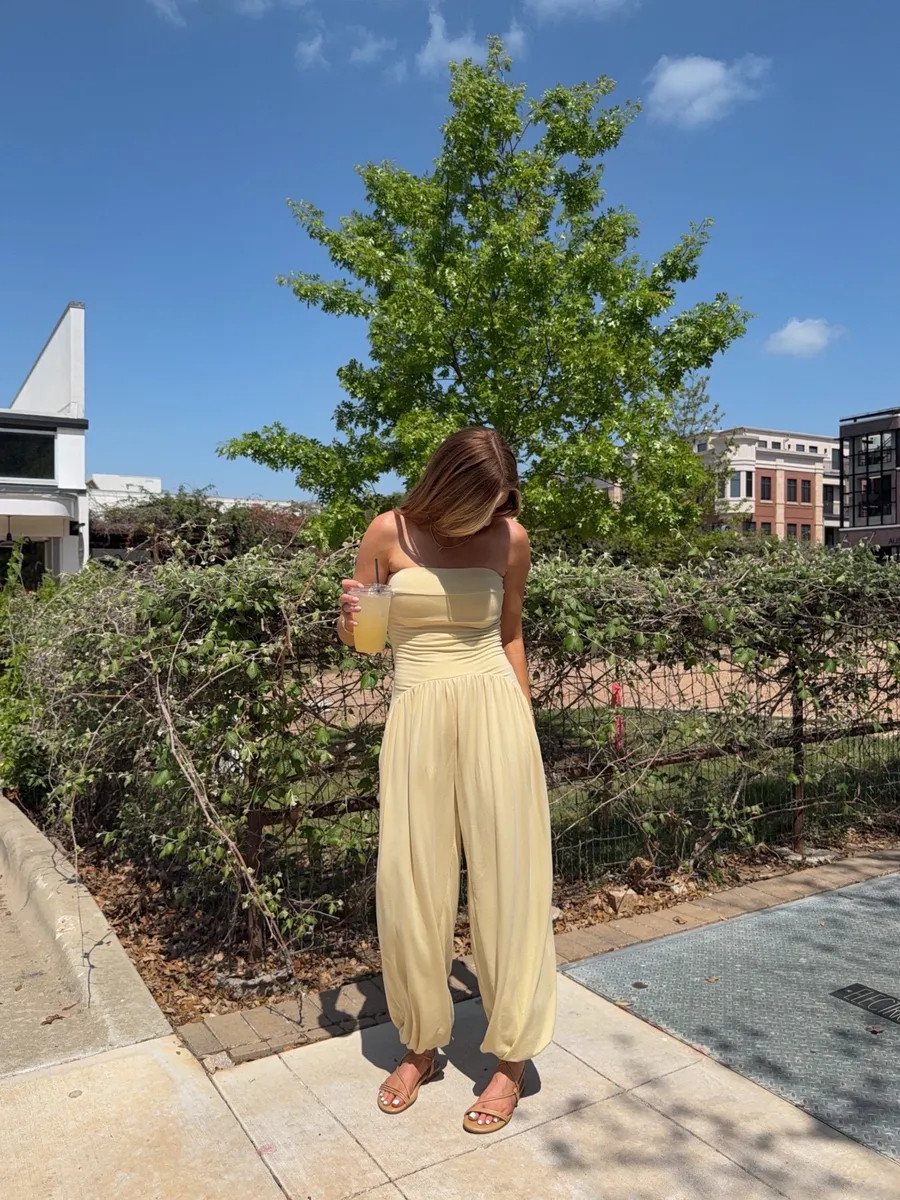 wearing an xs!

summer outfits, vacation outfits beach, new arrivals, watchnow, jumpsuit, finds under 100, michele jaliene  

 #LTKootd #LTKSeasonal