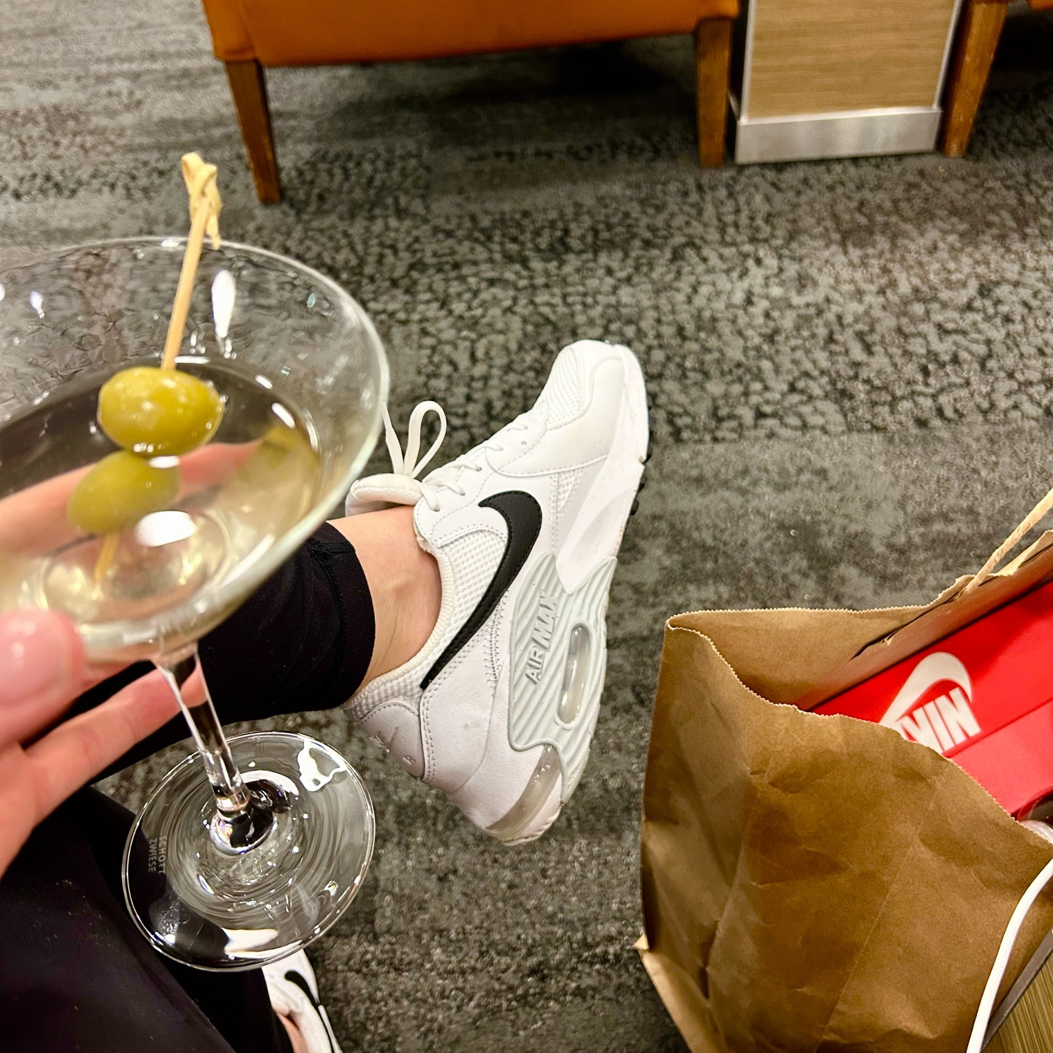 Travel sneaker
Travel shoe 
Women’s sneakers 
Mama sneakers
Nike

#LTKsalealert #LTKHoliday #LTKGiftGuide