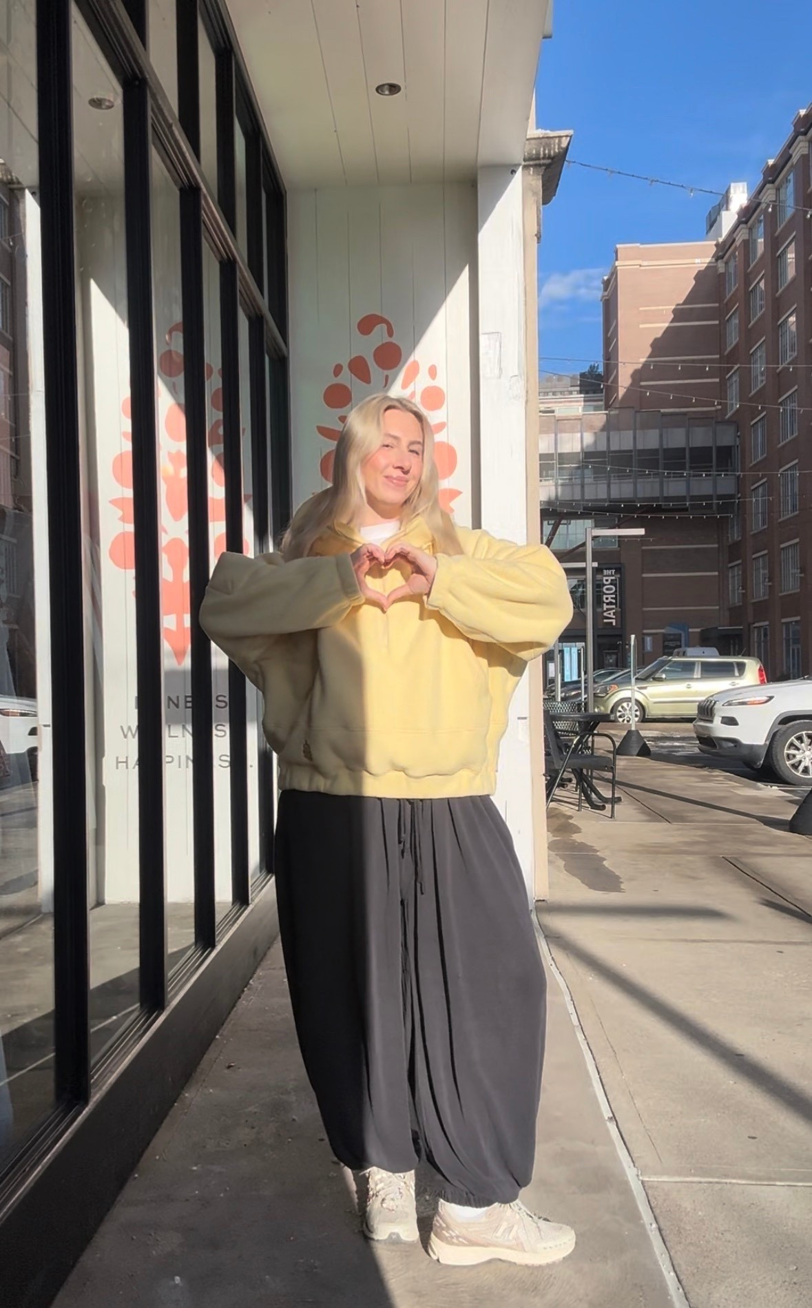 💛🖤💛🖤

Fleece / L
Pants / L
Tee / M

Free people, free people movement, FP movement, wild and free fleece, momentum pants, inspire tee, outfit of the day, casual outfit, free people fleece, pittsburgh 

#LTKootd #LTKActive #LTKdayinmylife