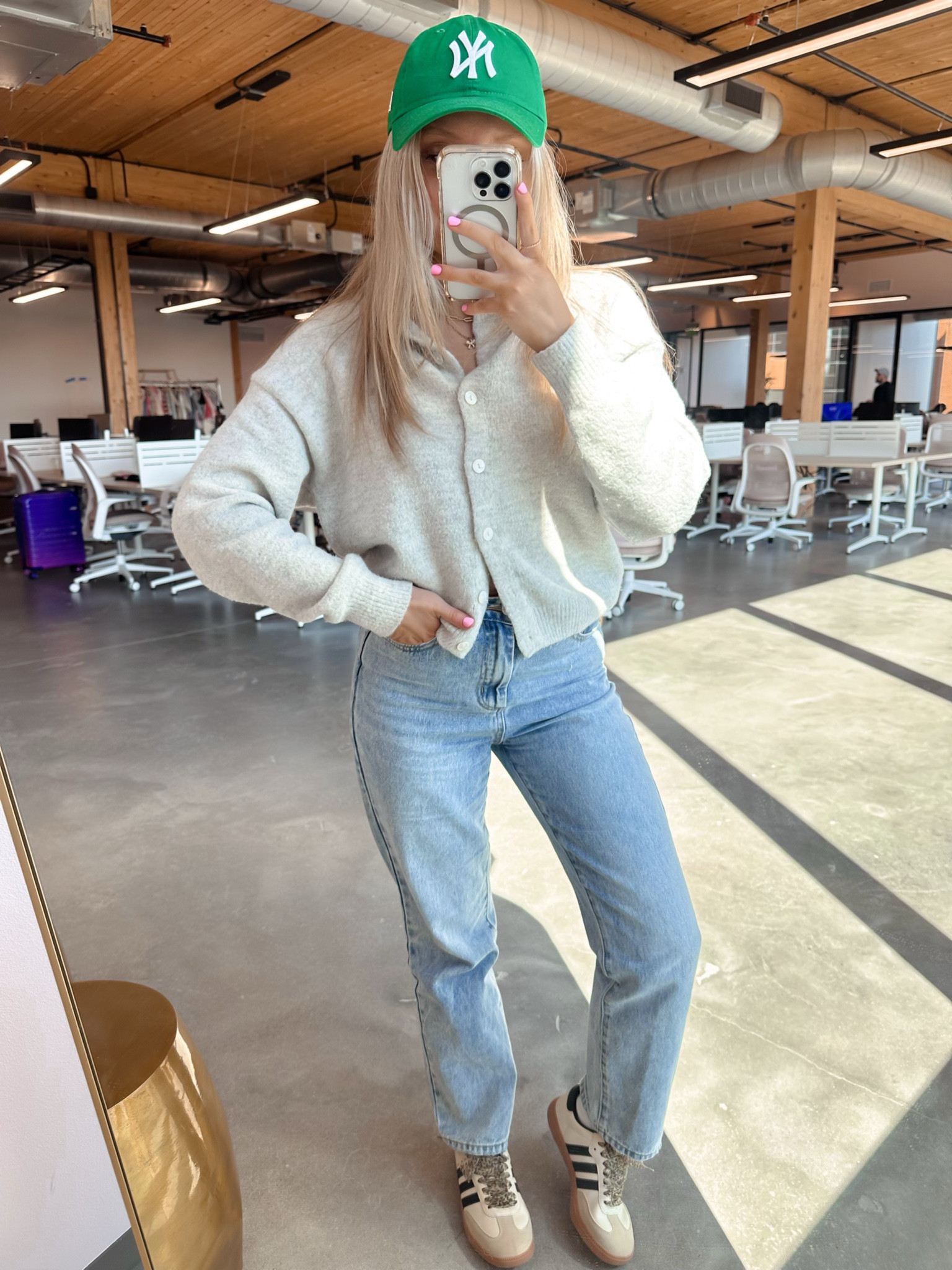 OOTD! 👩🏼‍💻💚