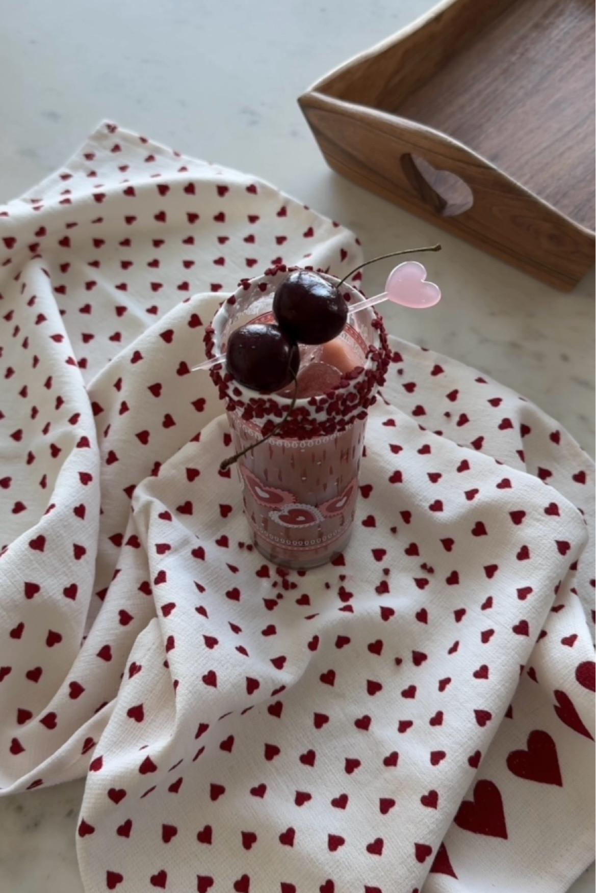 cupid’s cherry, a valentine’s day drink !

#LTKParties #LTKSeasonal #LTKHome