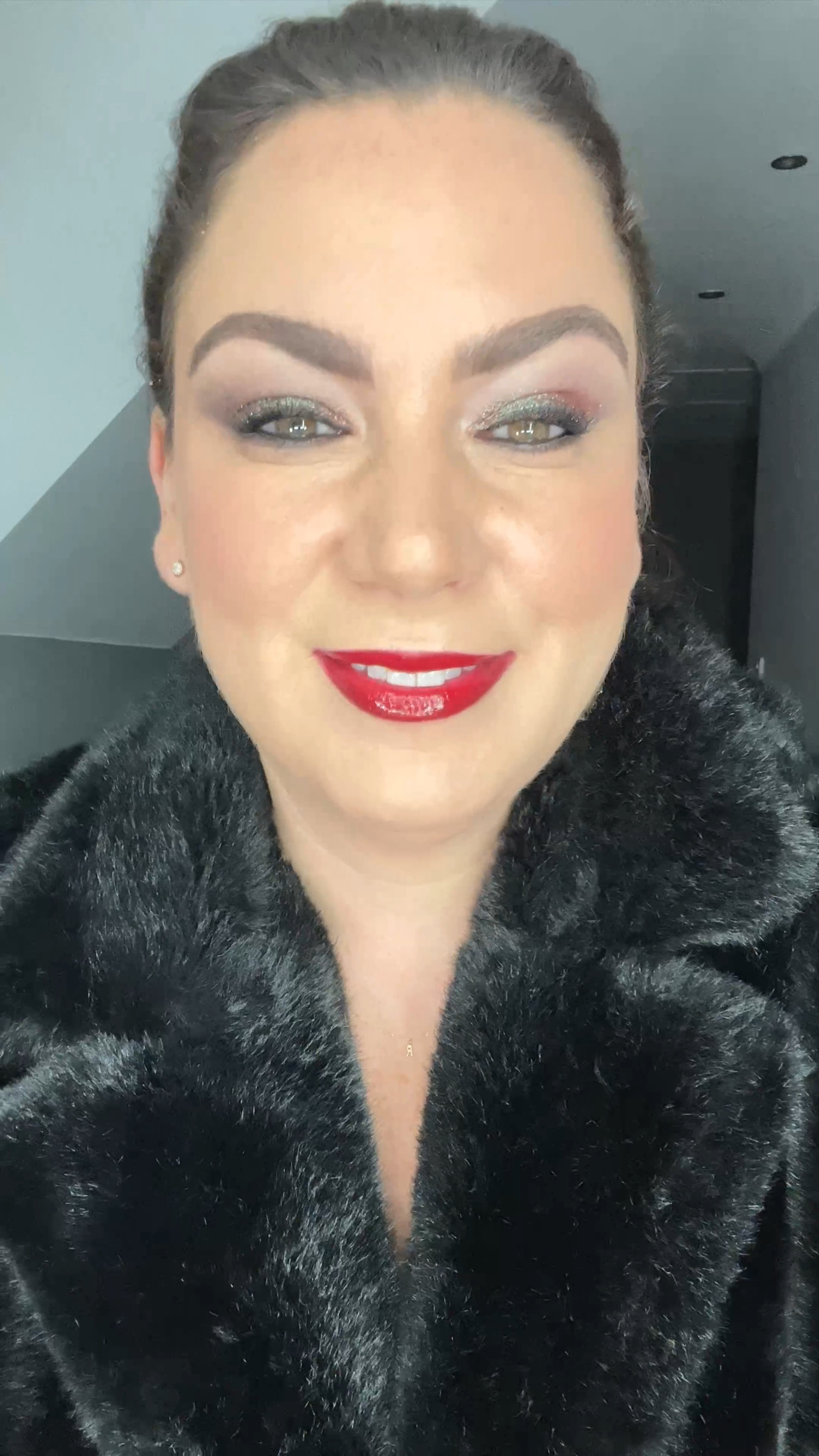 Throwing all the glitter and festivities at this look! Full glam 🧨

#LTKbeauty #LTKstyletip #LTKSeasonal