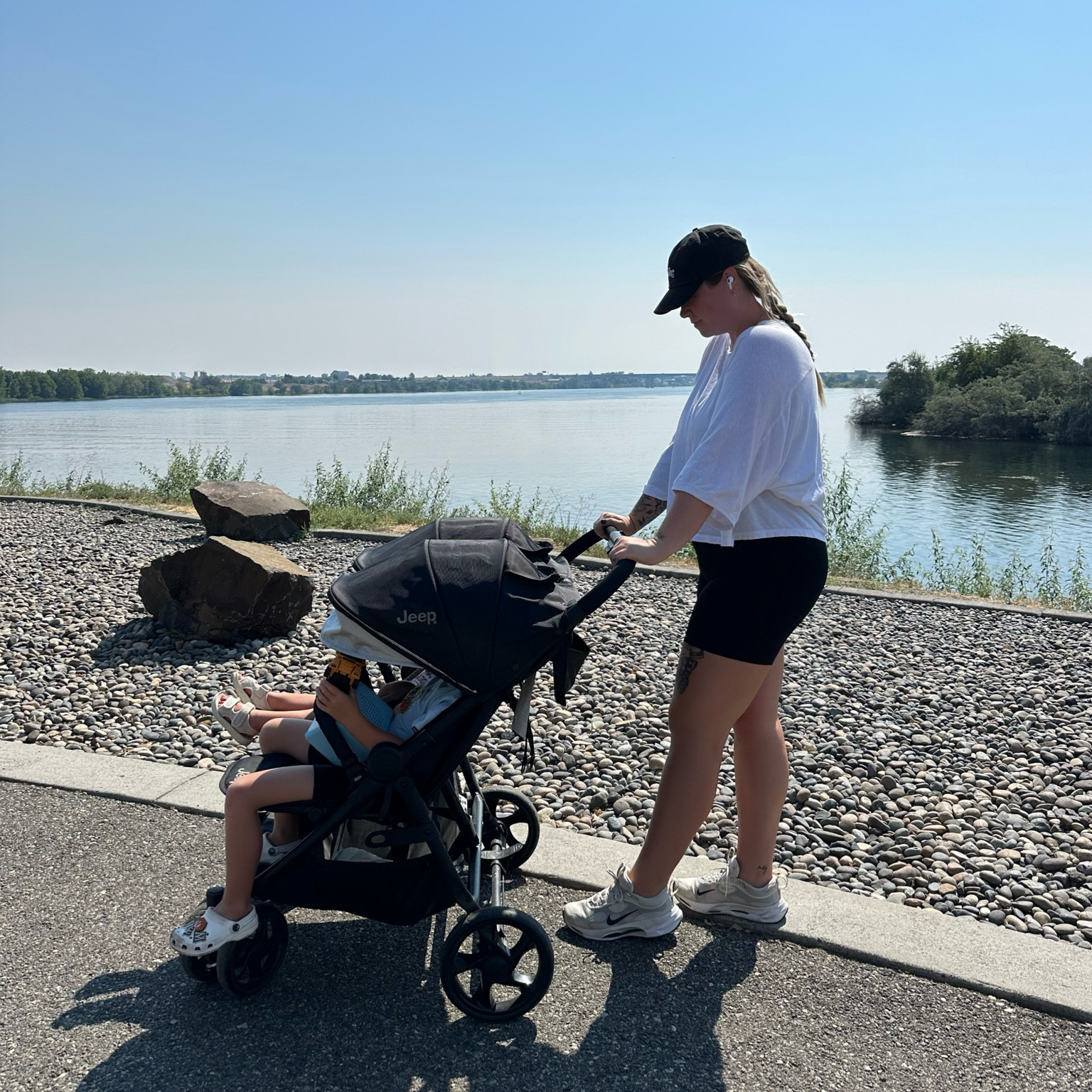 The perfect walking outfit + the best double stroller!


#LTKMidsize #LTKActive #LTKFitness