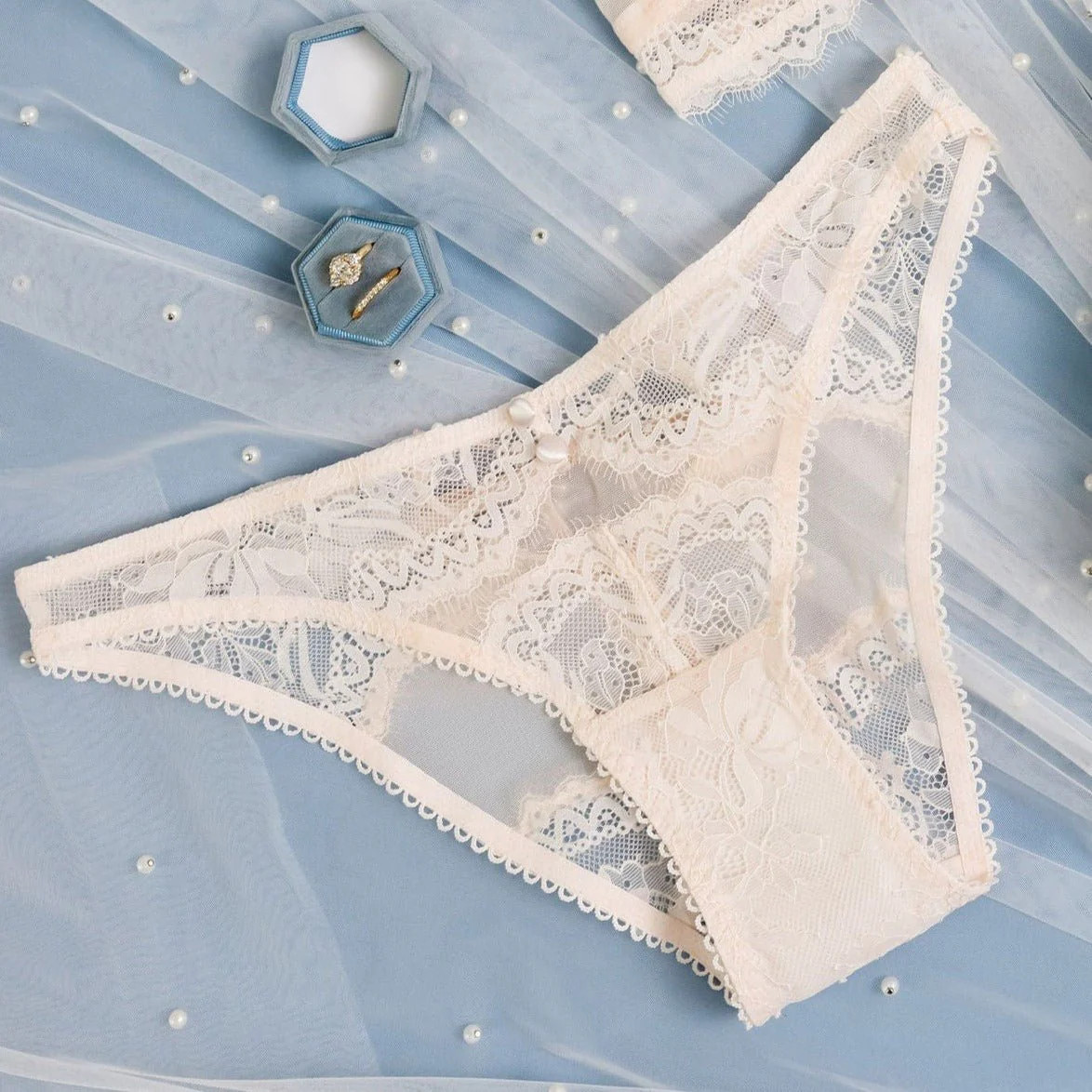 Lace & Mesh Button Panty - Champagne | Mentionables
